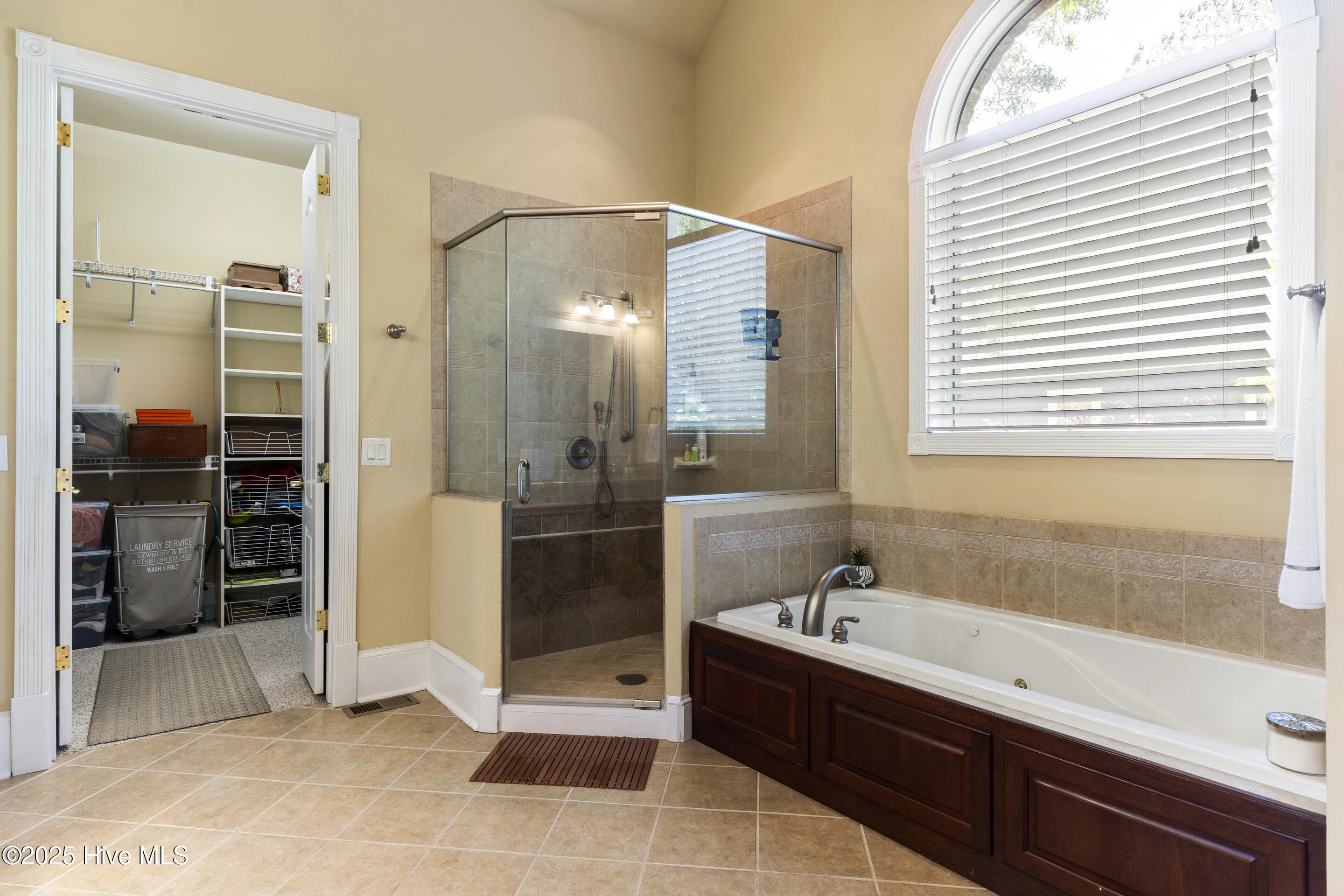 1626 Amberwood Drive SE, Bolivia, NC 28422 – photo 18: Primary Ensuite