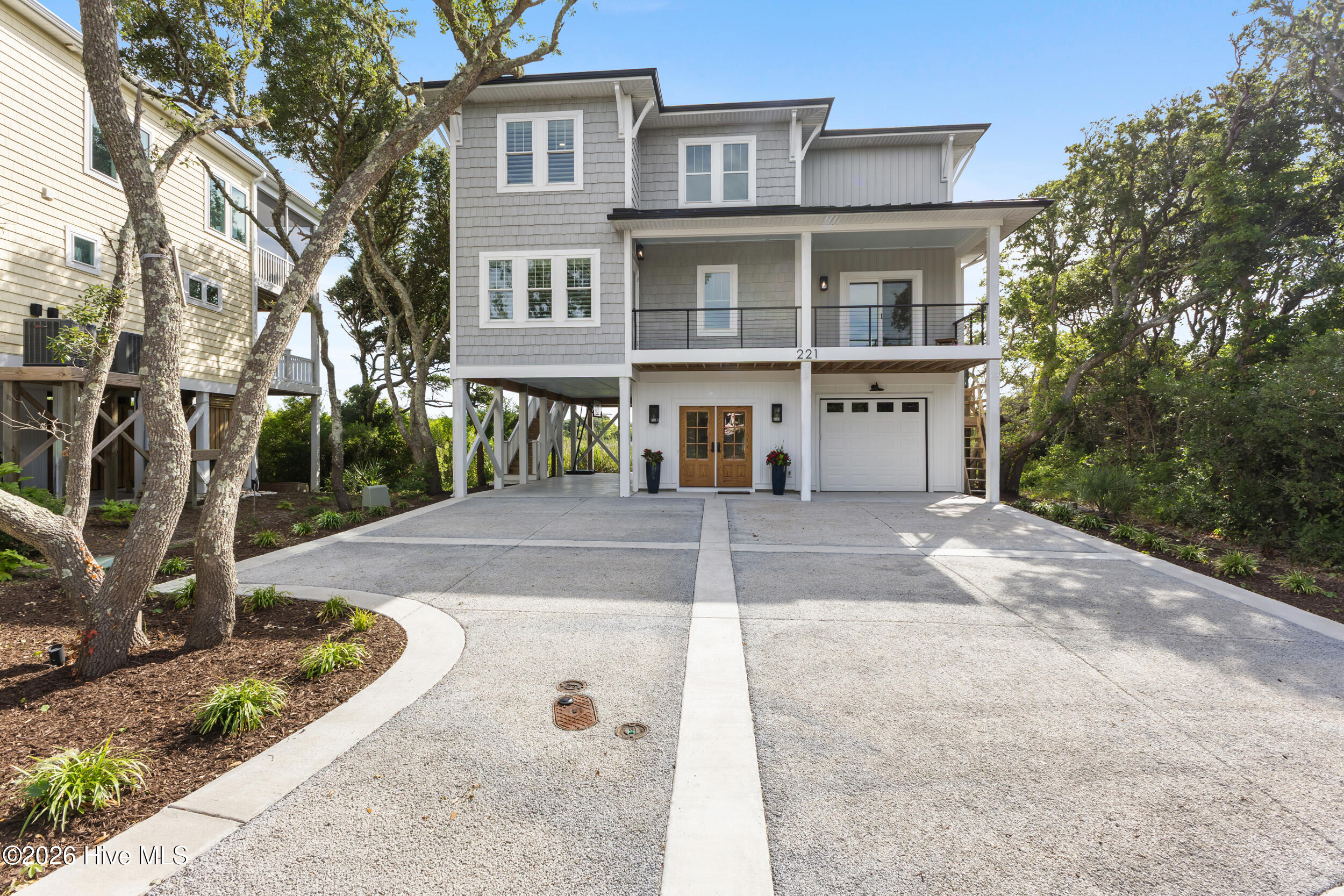 221 Porto Vista Drive,North Topsail Beach