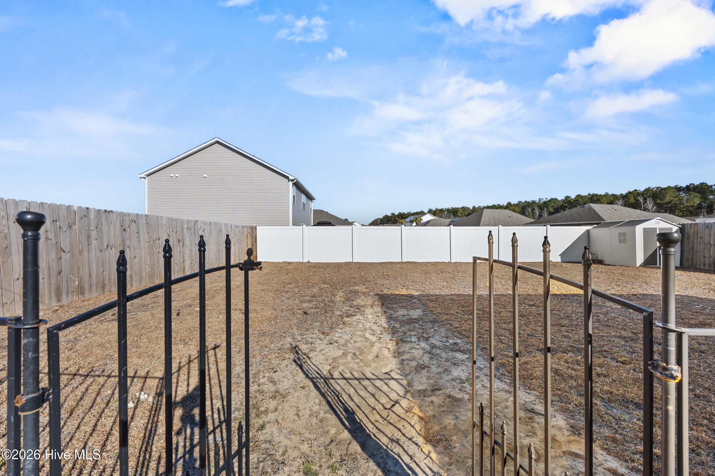 100555652 | Photo 37