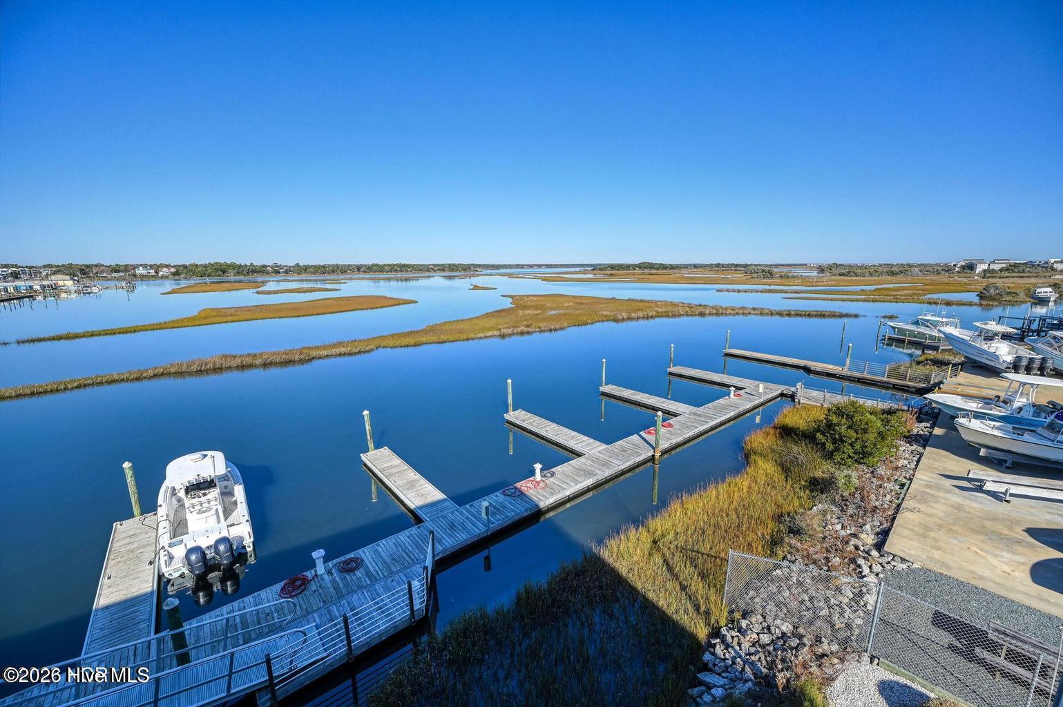 100559517 | Photo 30