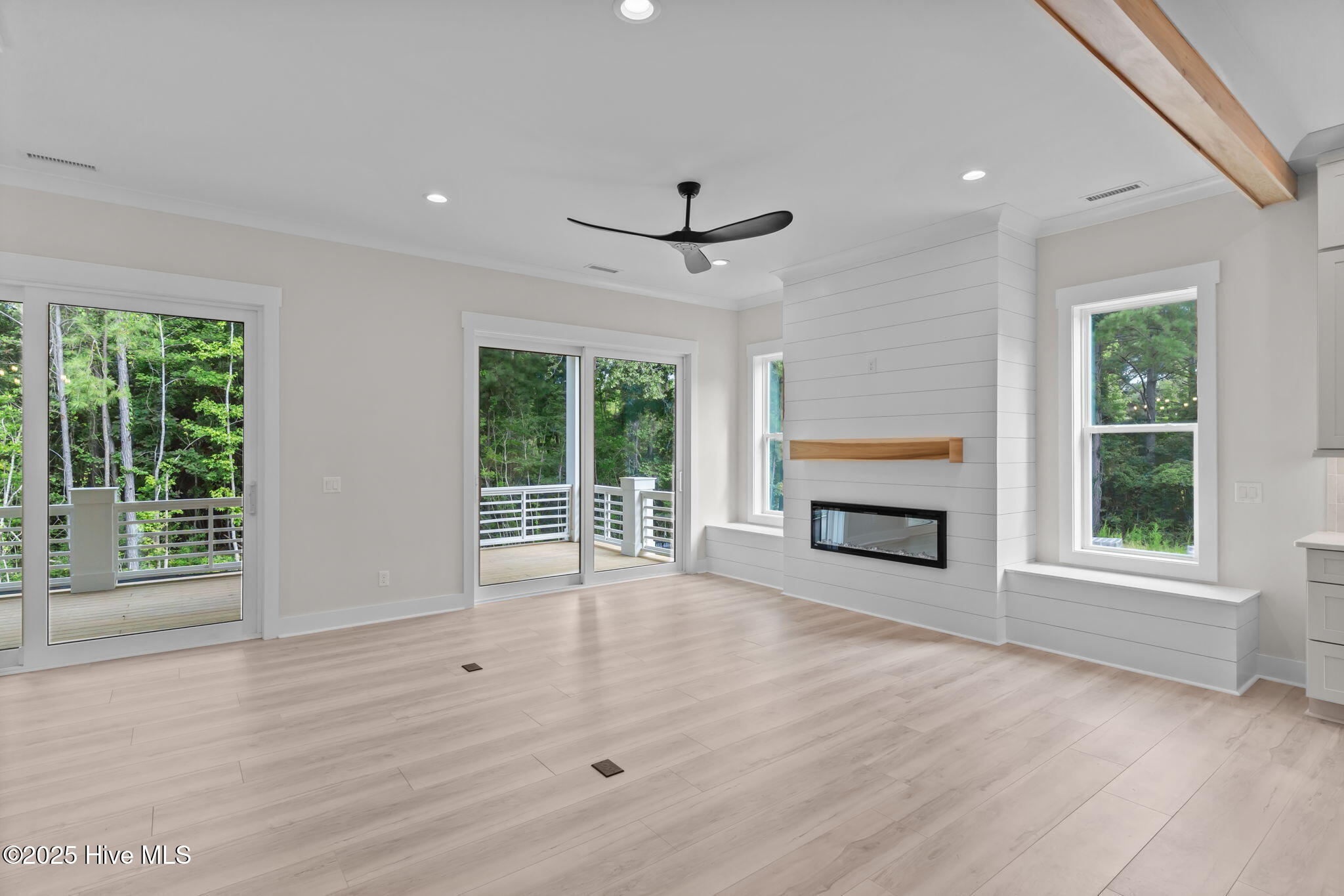 35-web-or-mls-BTS06716