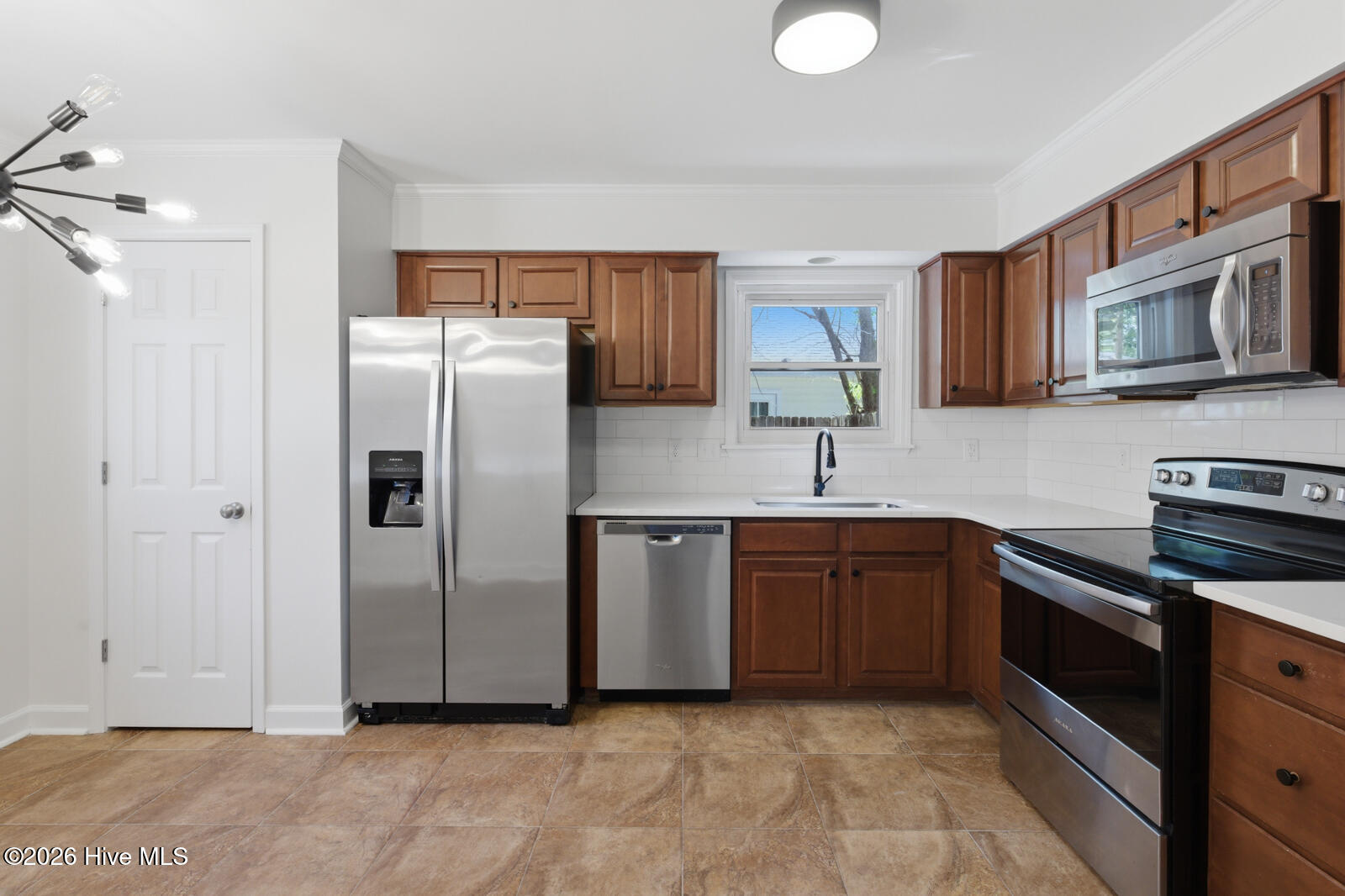 1100 Shroyer Circle, Jacksonville, NC 28540 – photo 8: shroyer-8