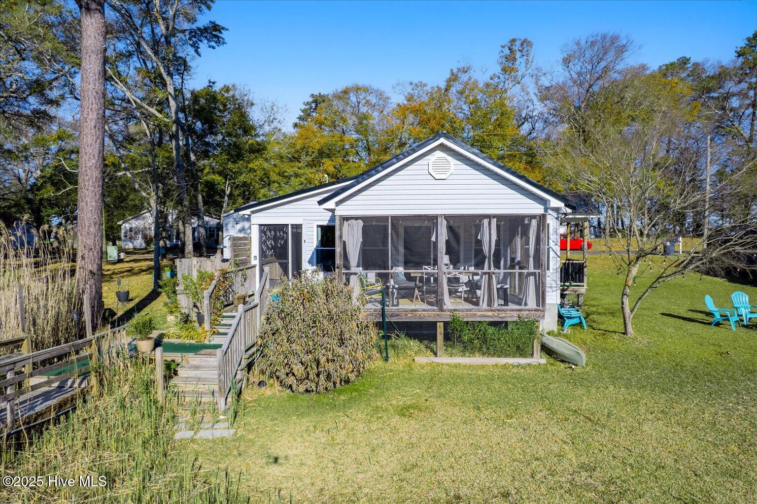 100555399 | Photo 38