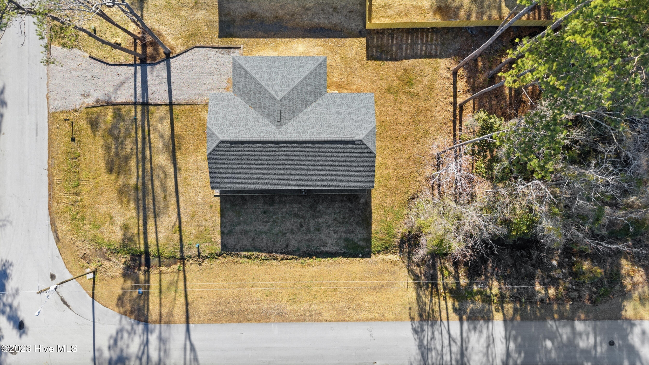 100557700 | Photo 47