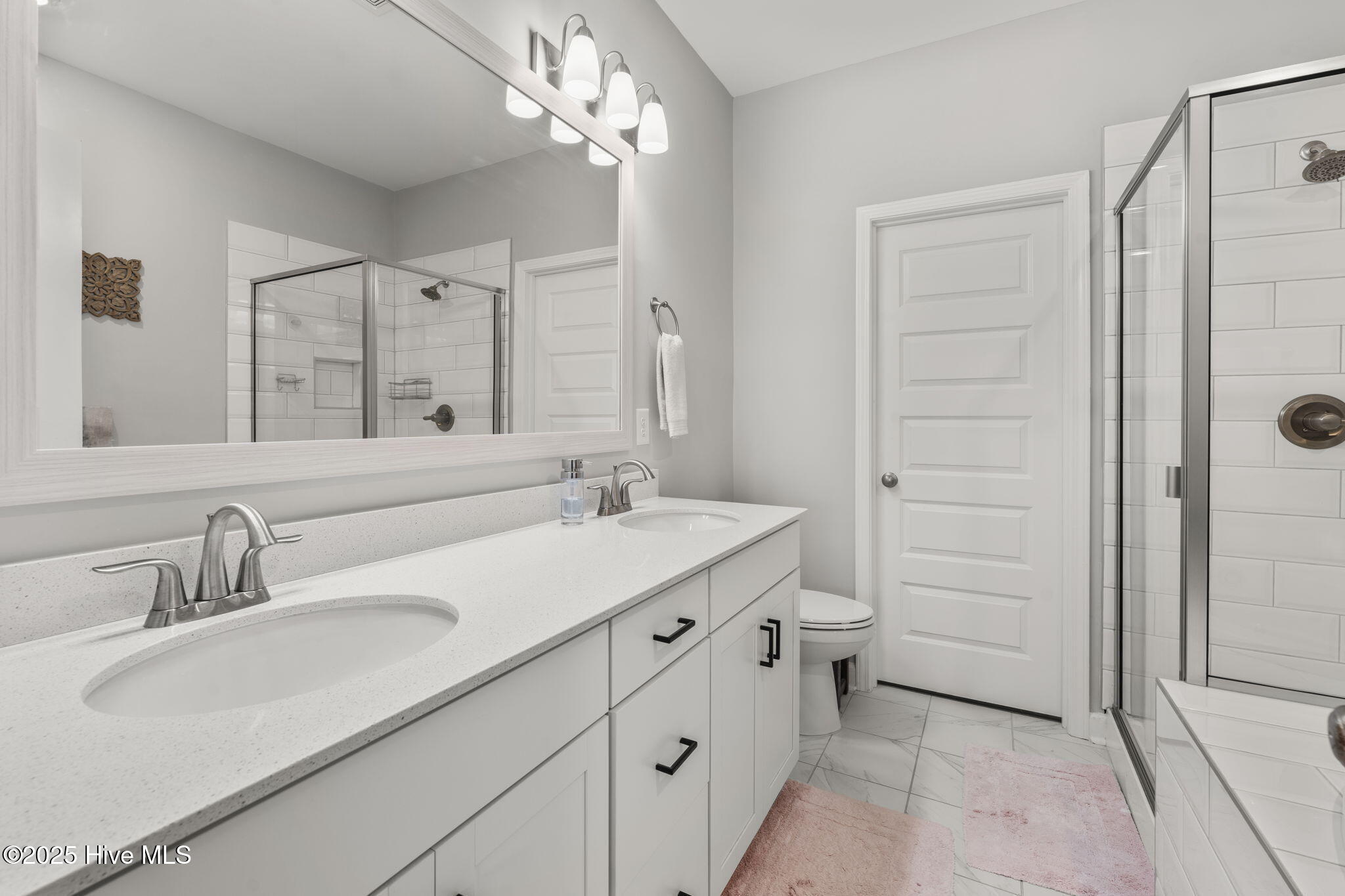 100514884 | Photo 20