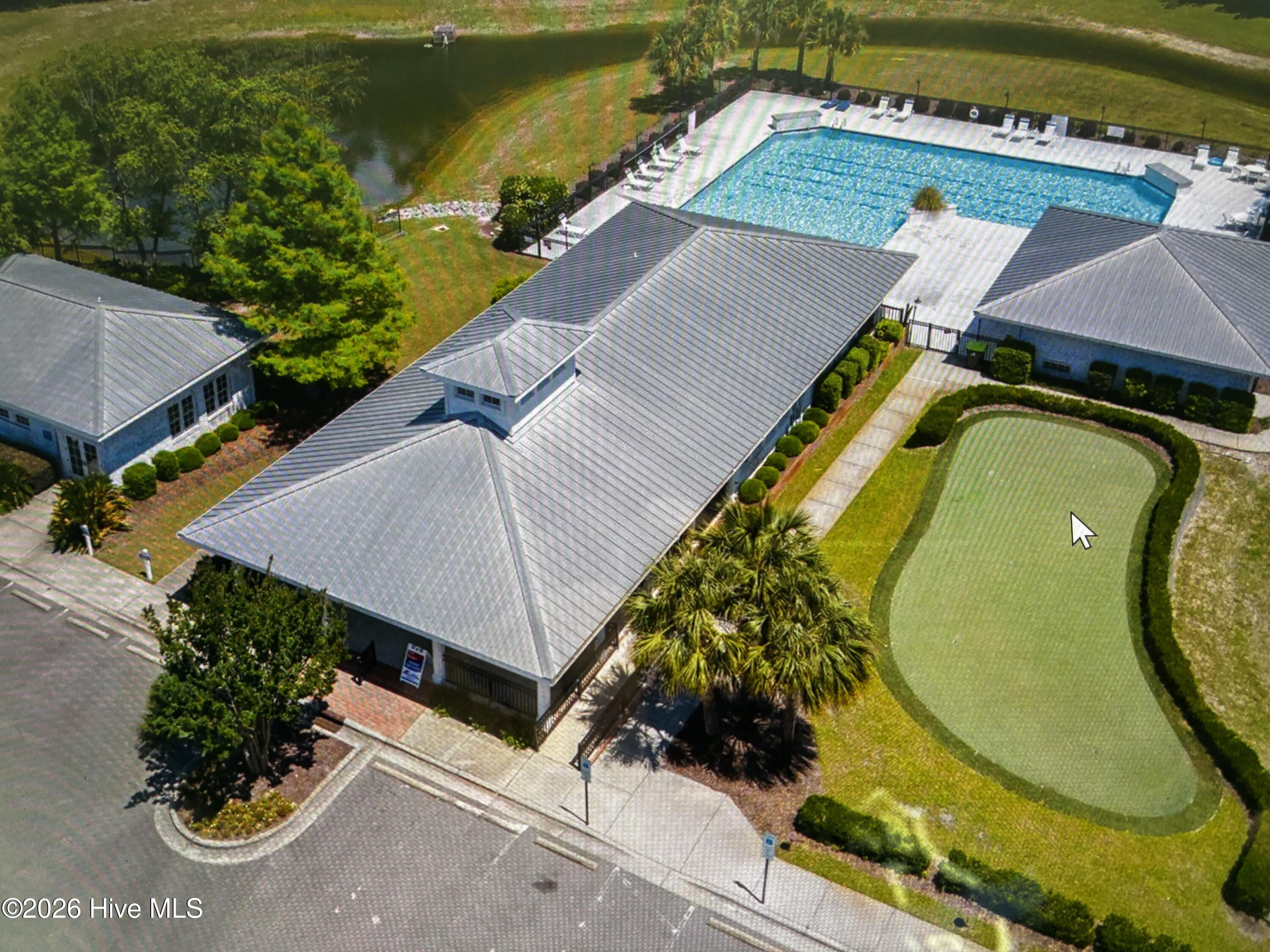 100524627 | Photo 54