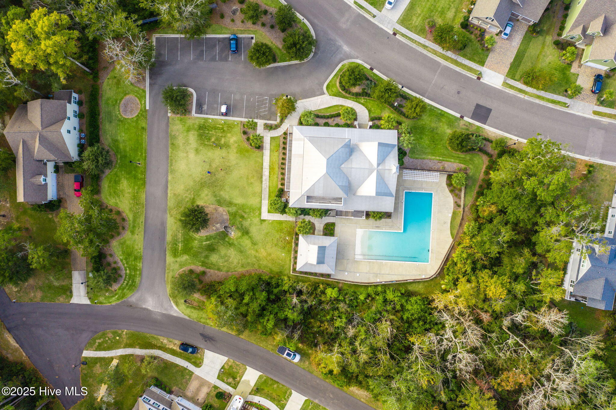 100546200 | Photo 35