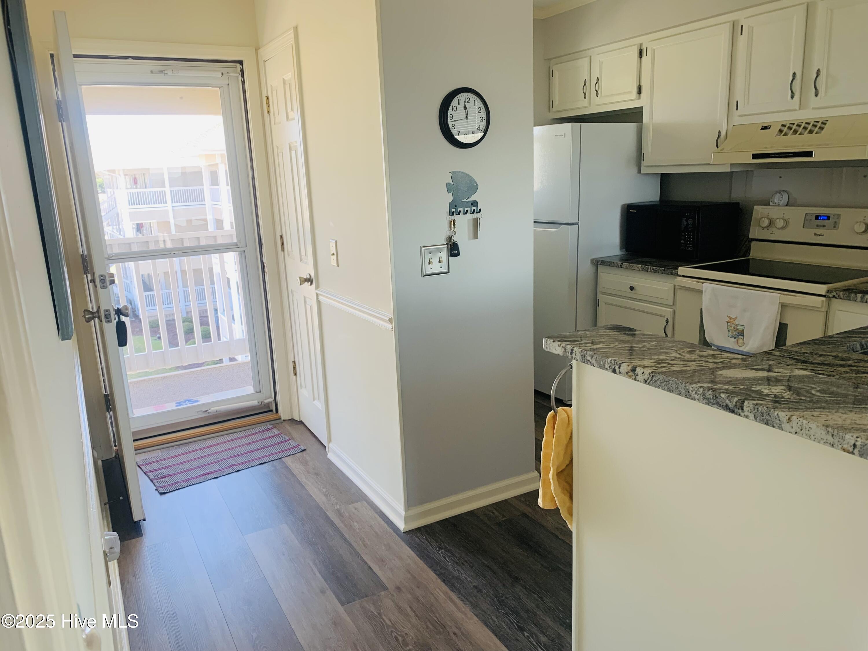 650 Cedar Point Boulevard UNIT C 31, Cedar Point, NC, 28584