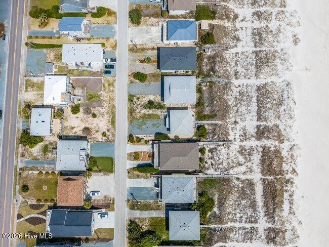 100564777 | Photo 41