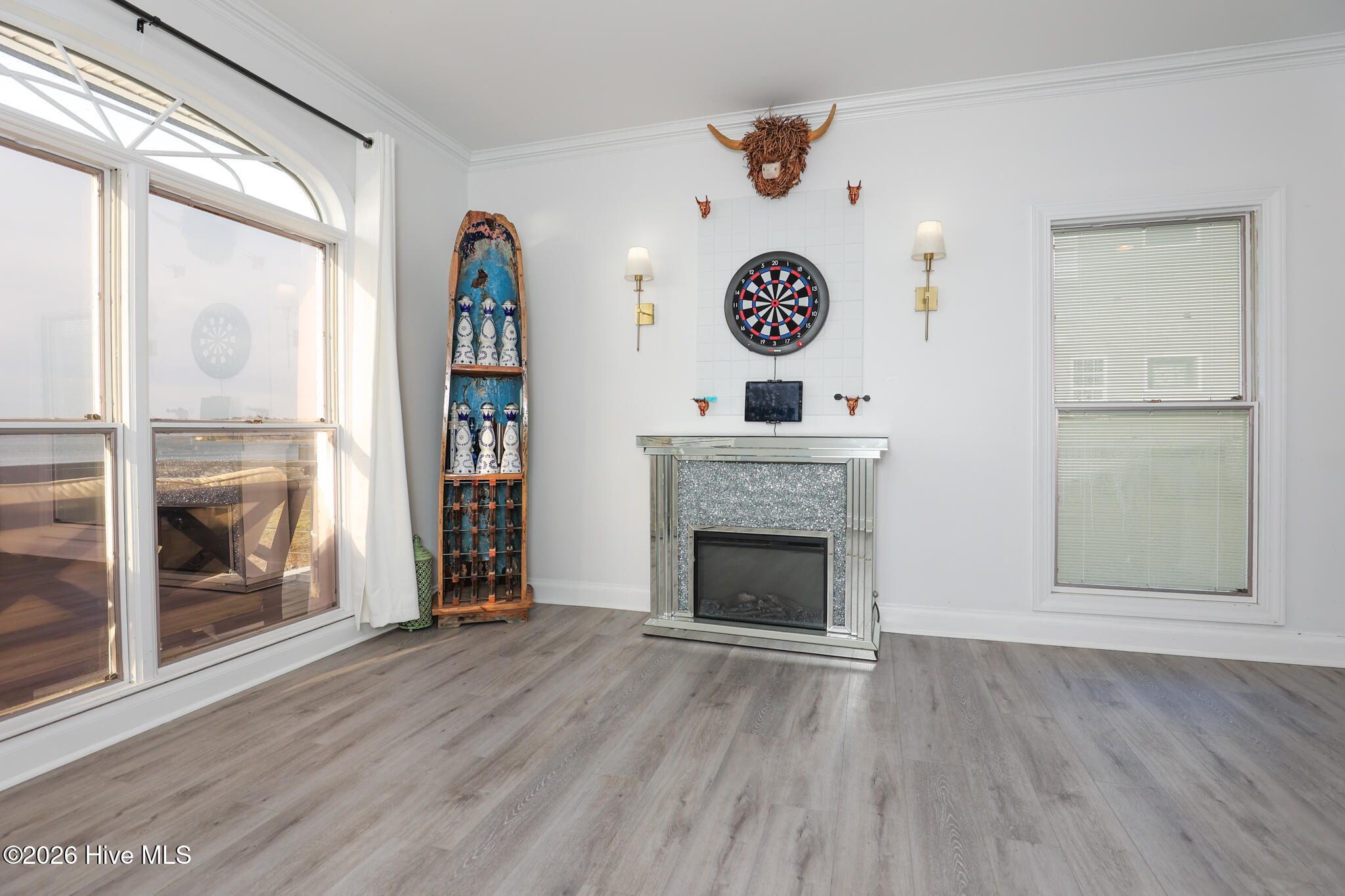 100556044 | Photo 25