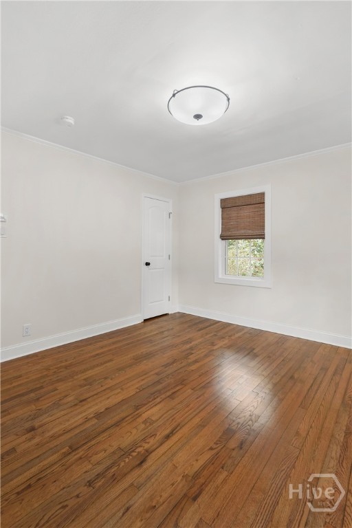 Front Right???????????????????????????????????????? Bedroom