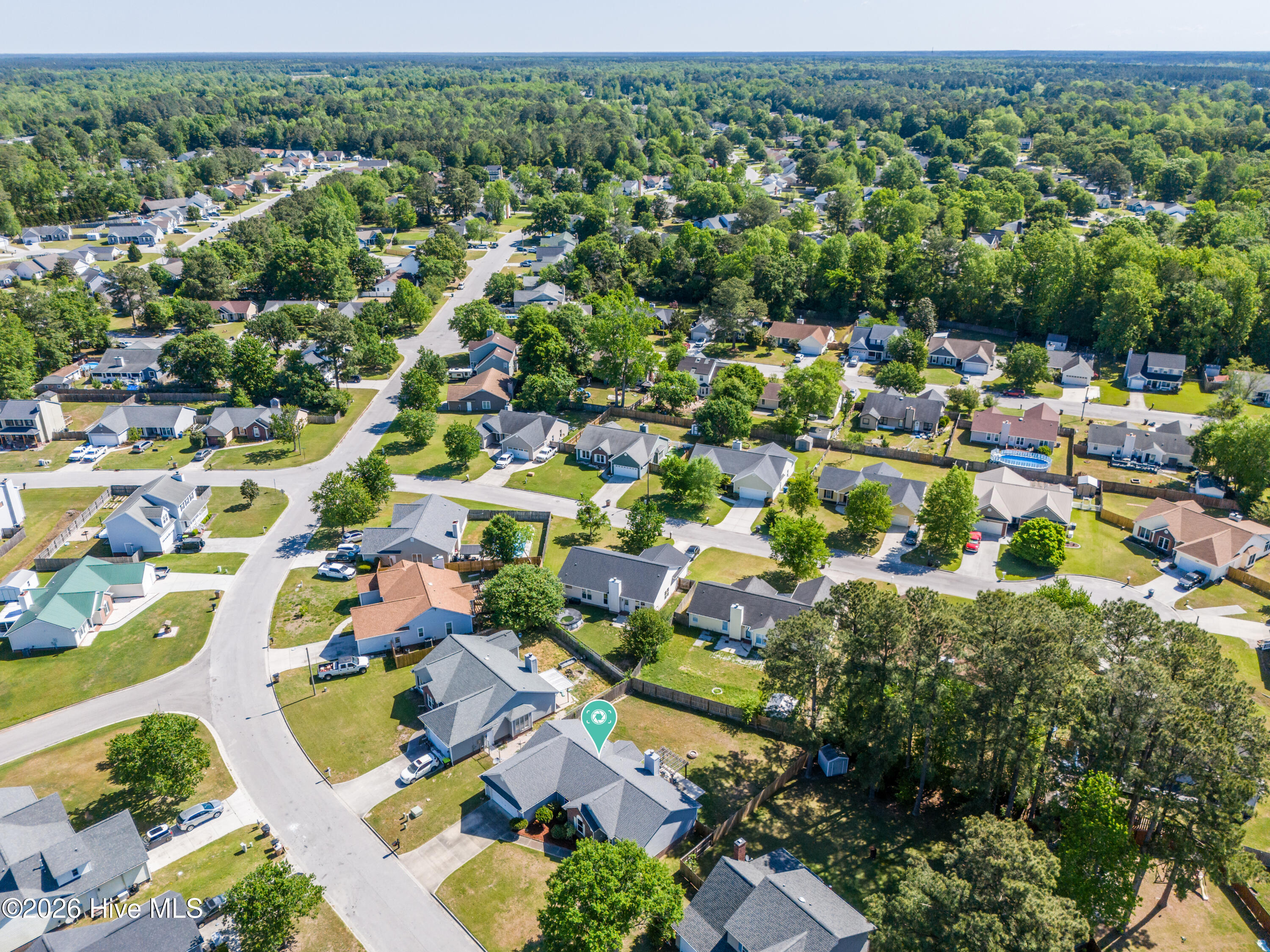 100568979 | Photo 41