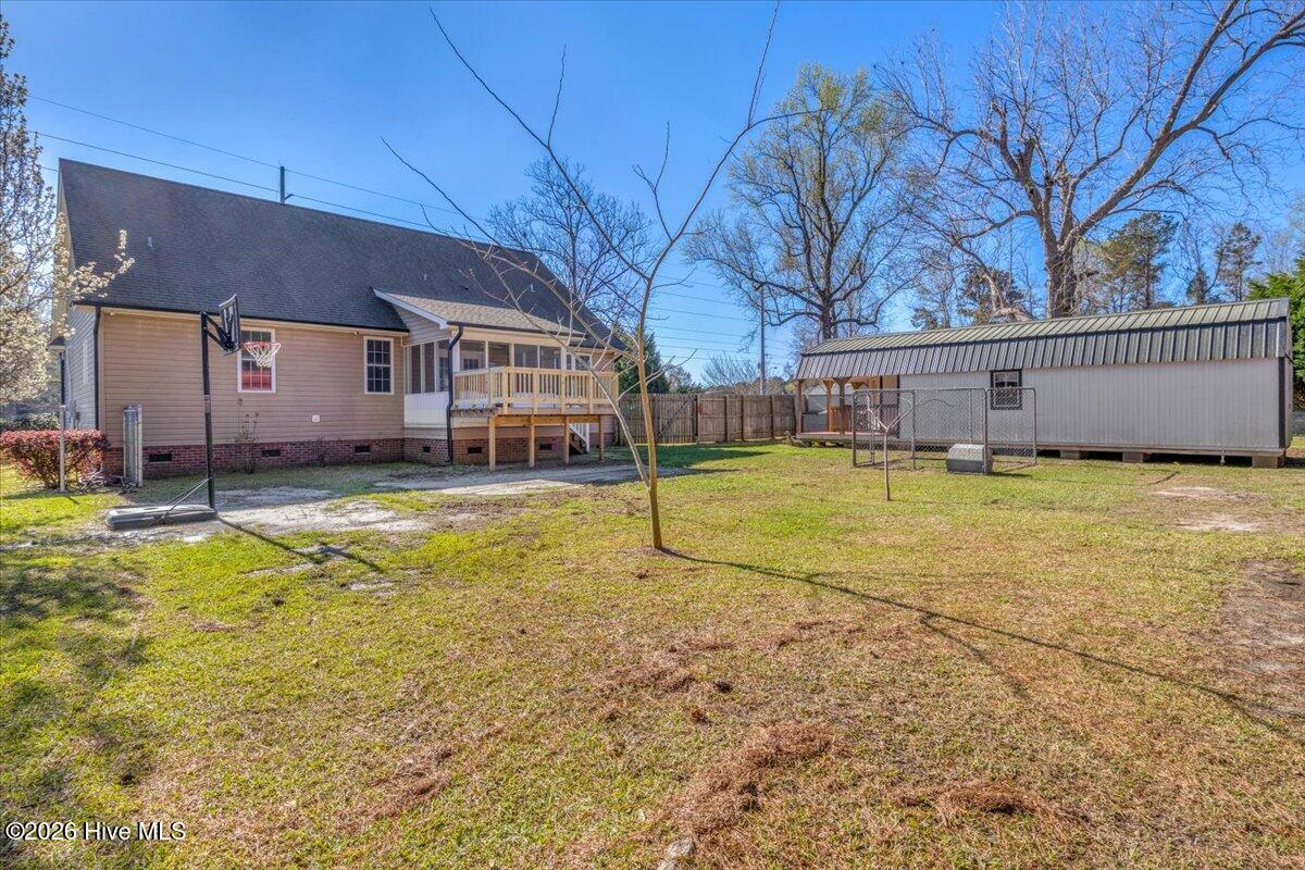 100561788 | Photo 77