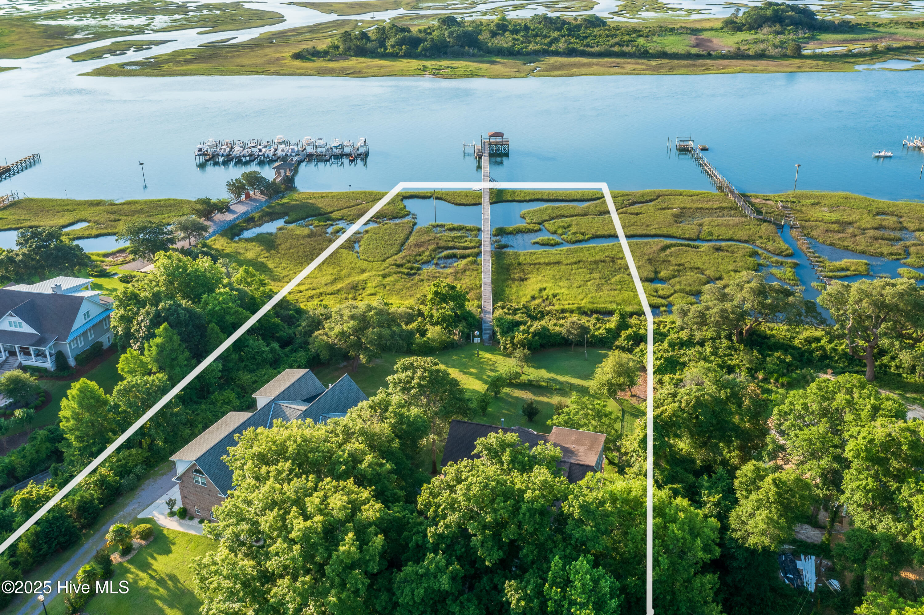 100510082 | Photo 52