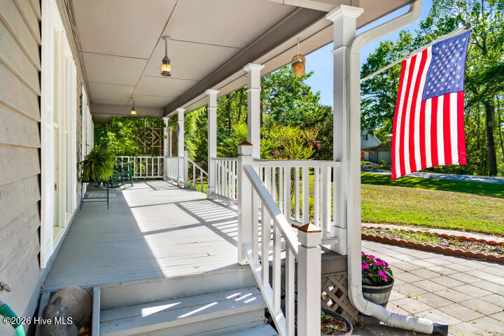 519 Country Club Drive W,Arapahoe