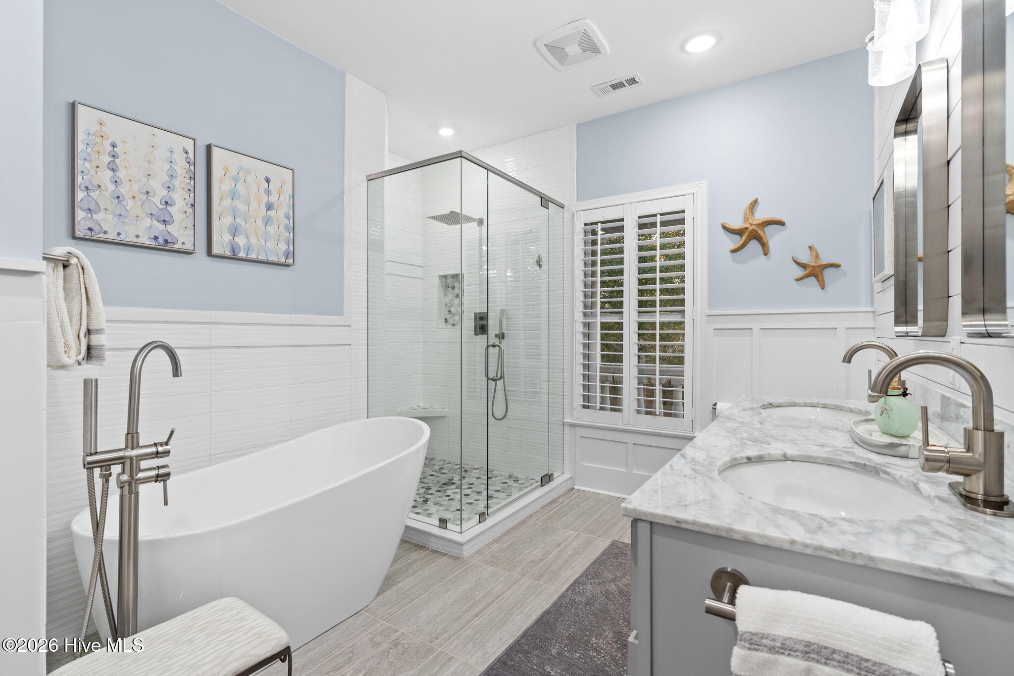 100549864 | Photo 34