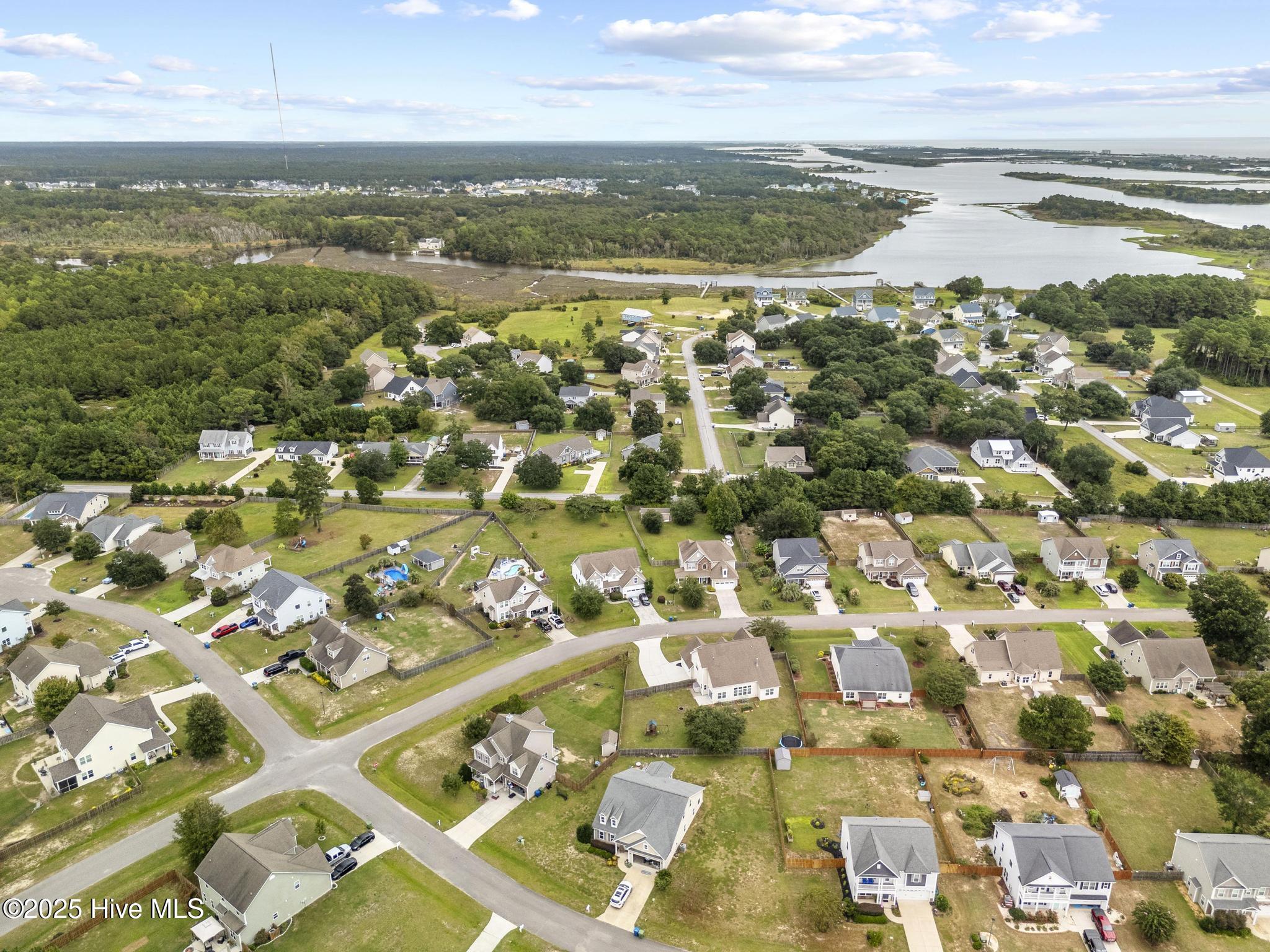 100531239 | Photo 53