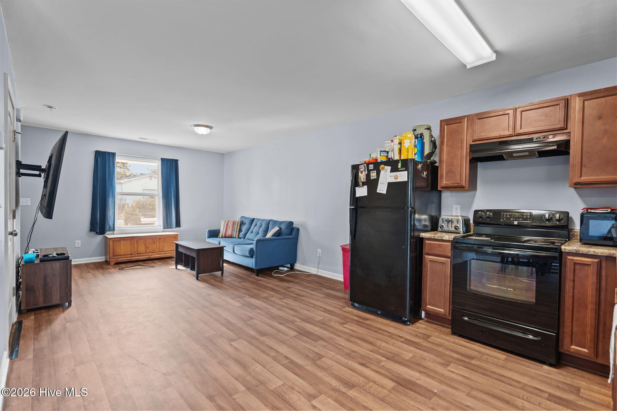 100548368 | Photo 10