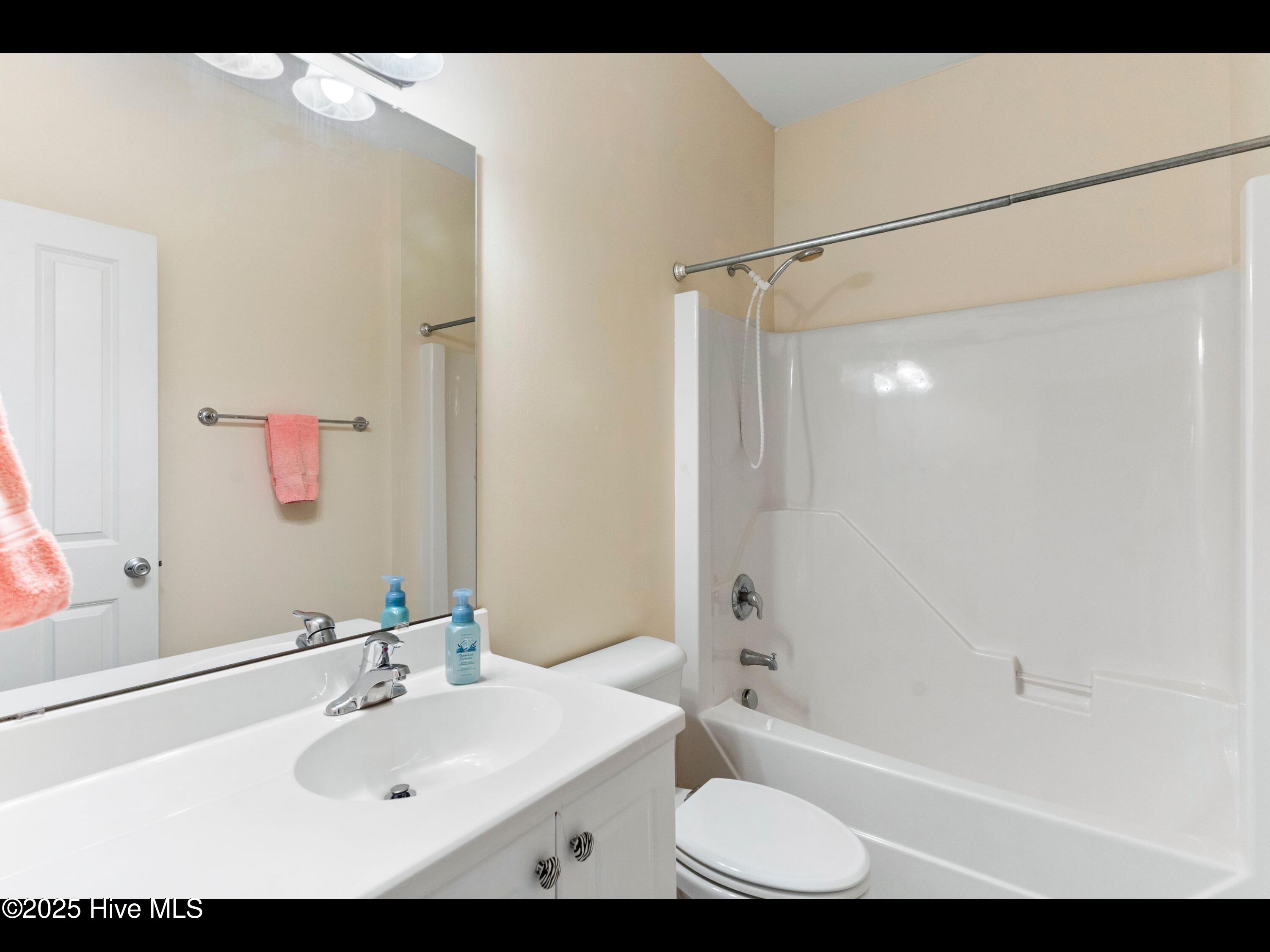 100509551 | Photo 27