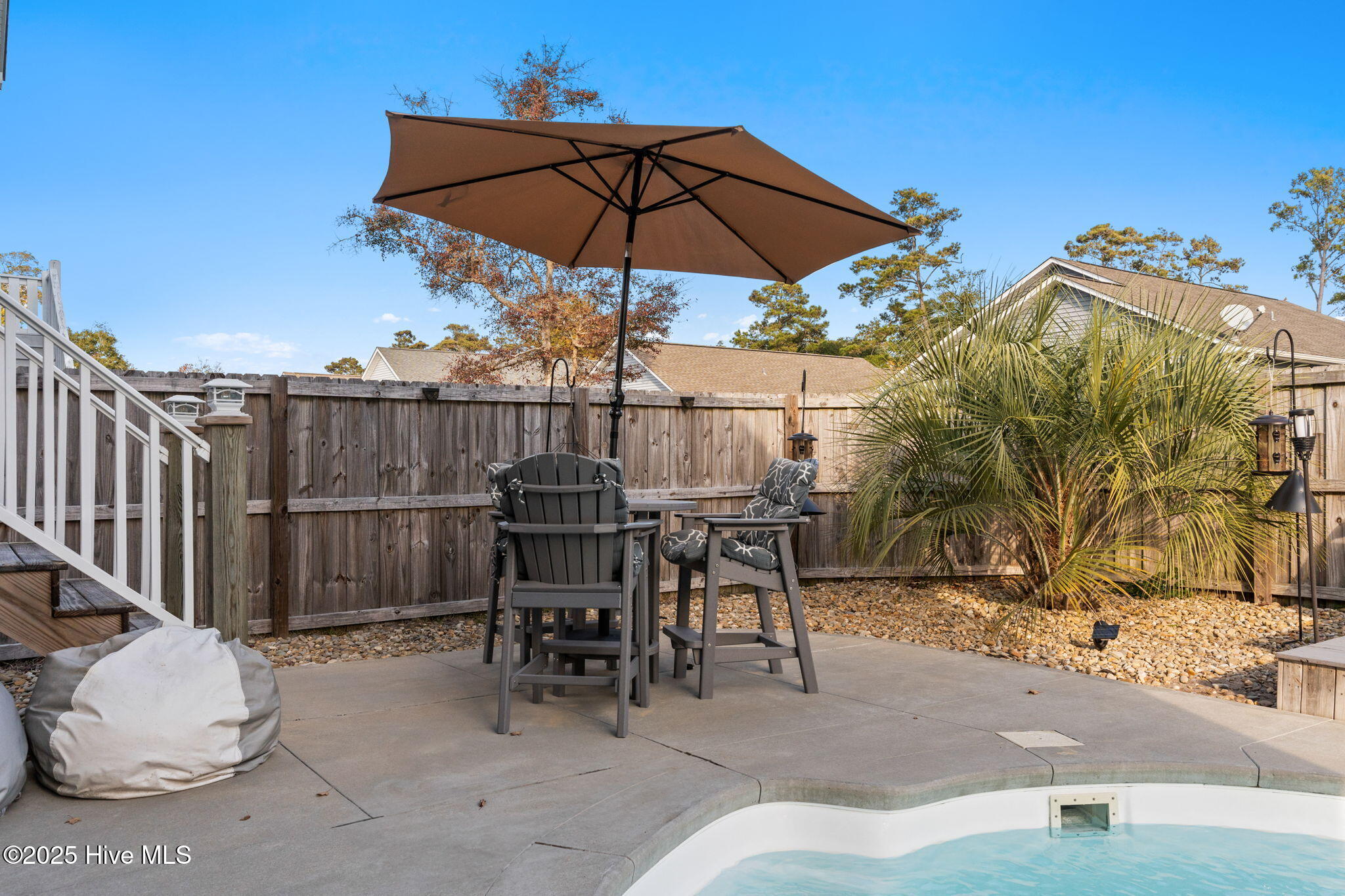 100542676 | Photo 58