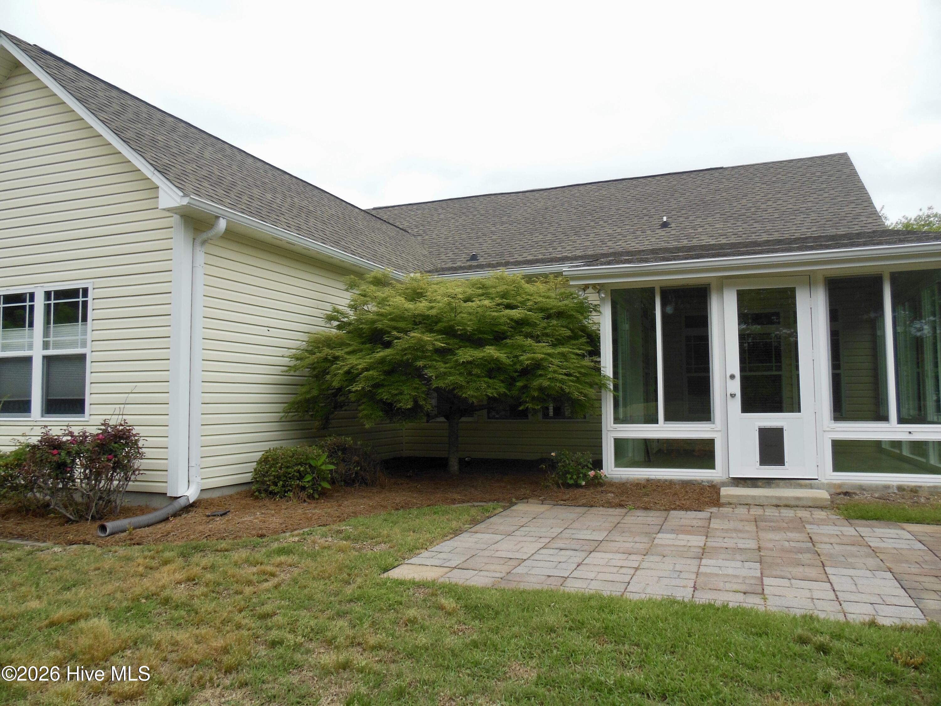 100570032 | Photo 27