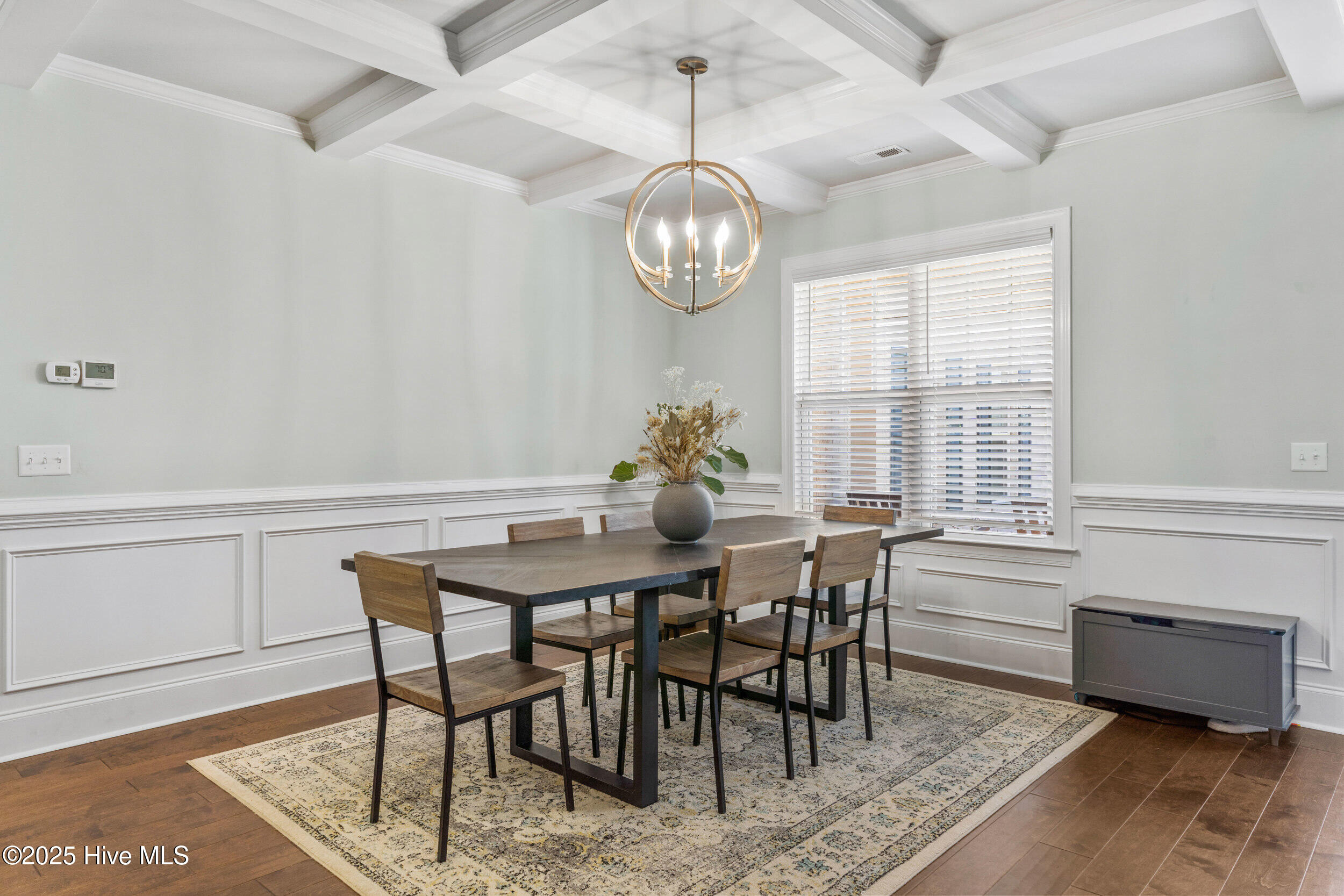 100545299 | Photo 18