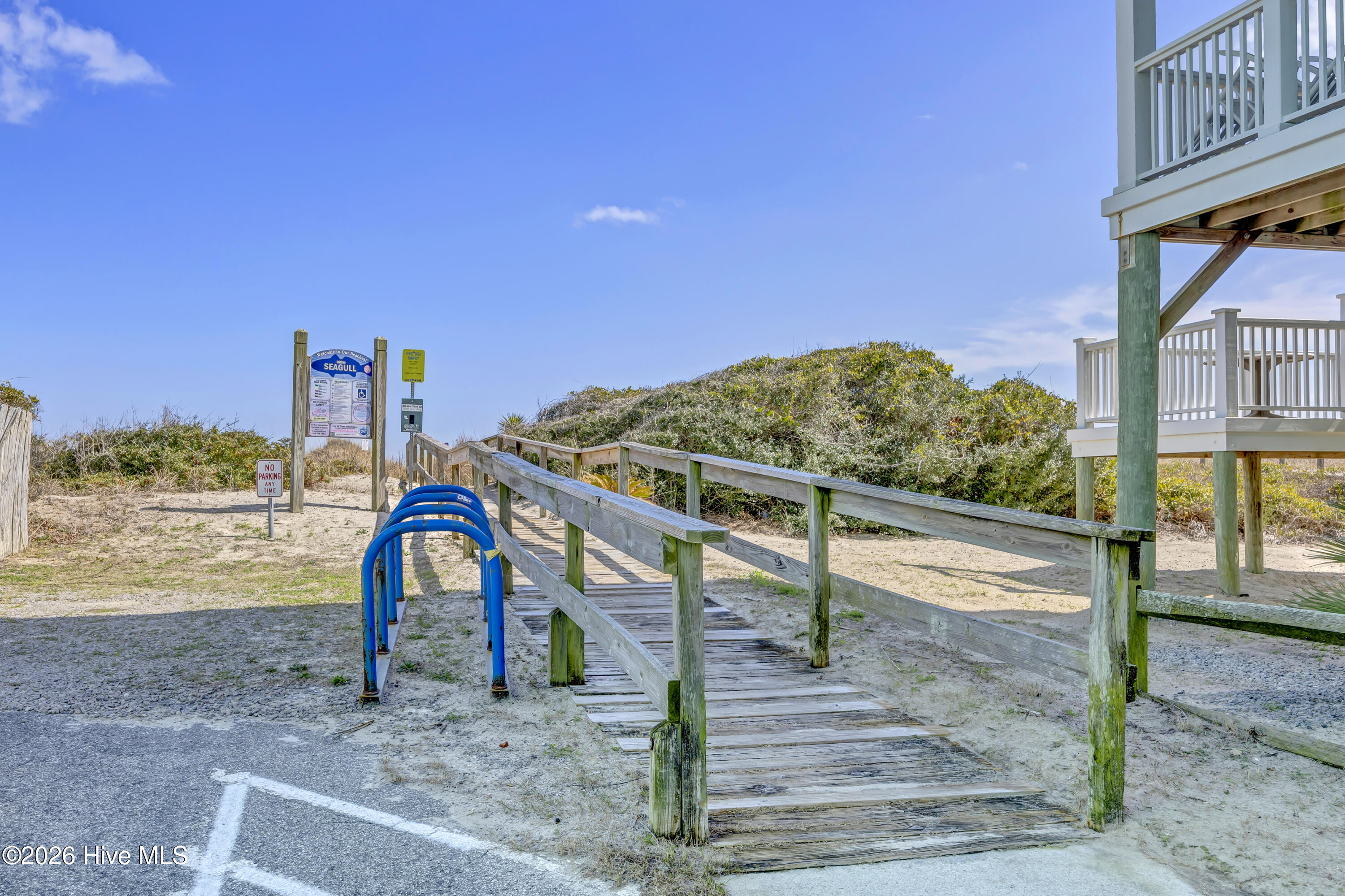 100559910 | Photo 40