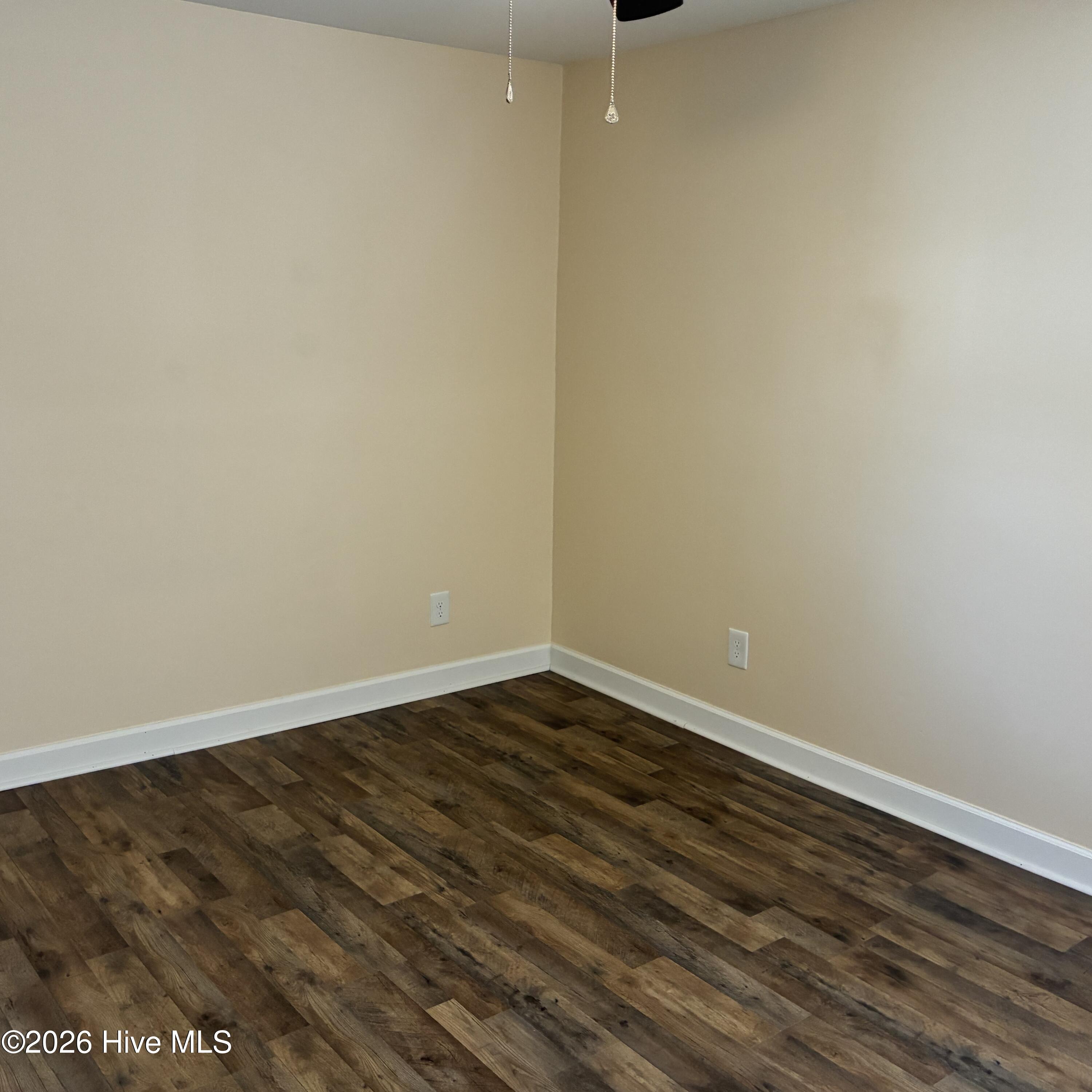 100560744 | Photo 20