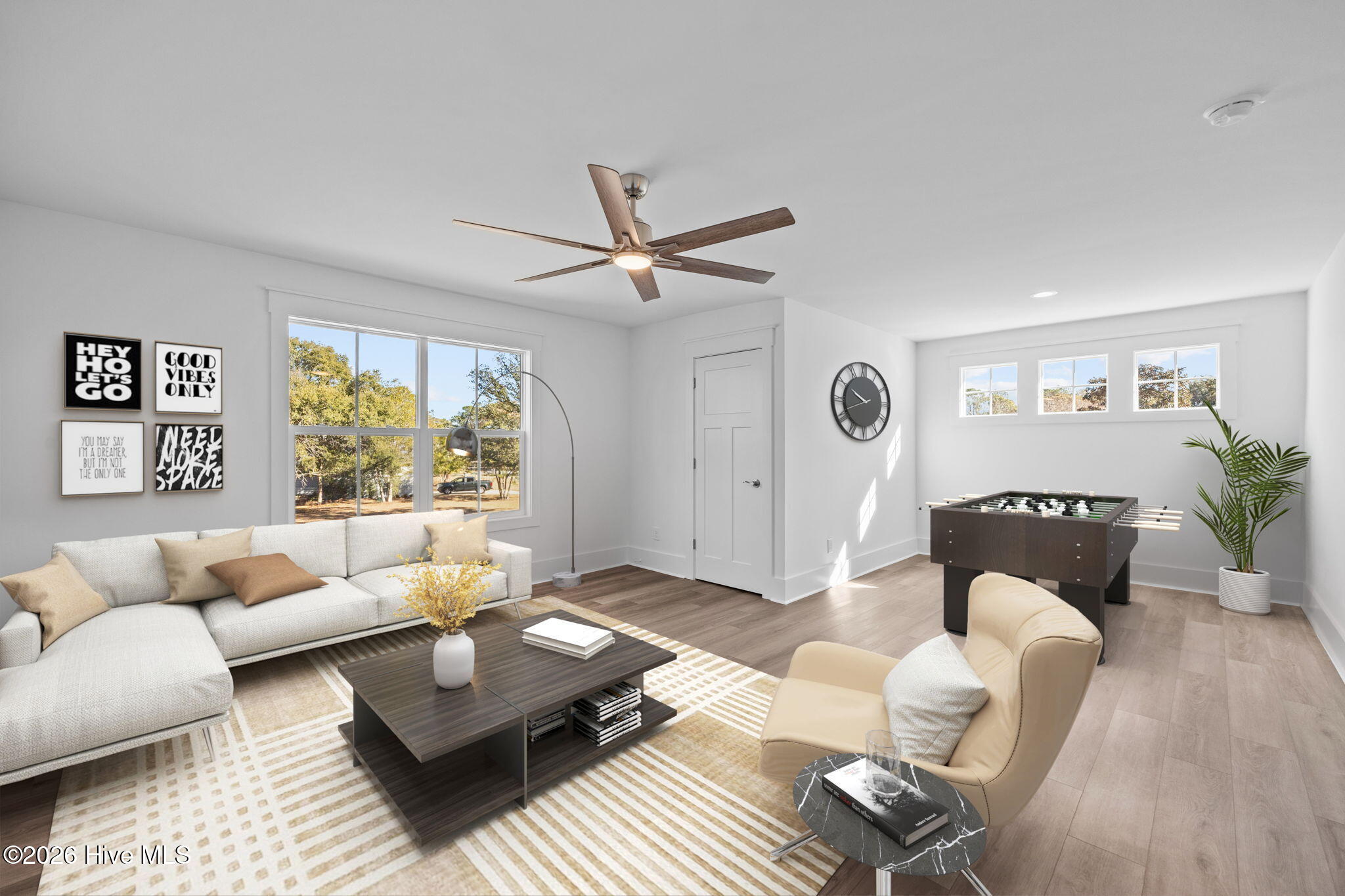 100532112 | Photo 26