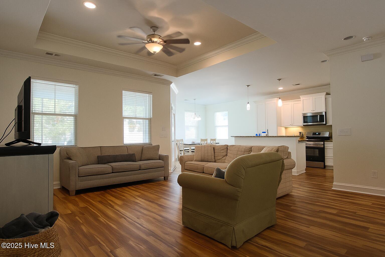 100539701 | Photo 13