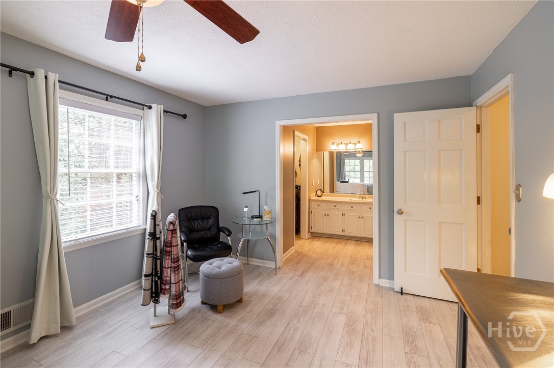 140 Rollingwood Drive
