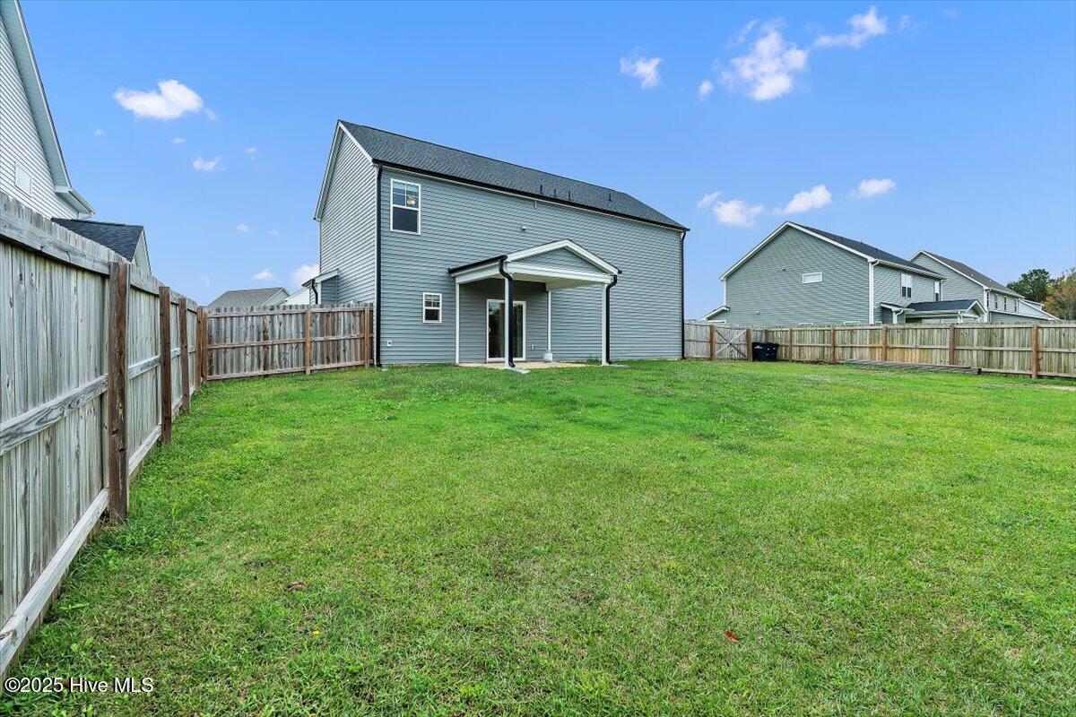 100537341 | Photo 37