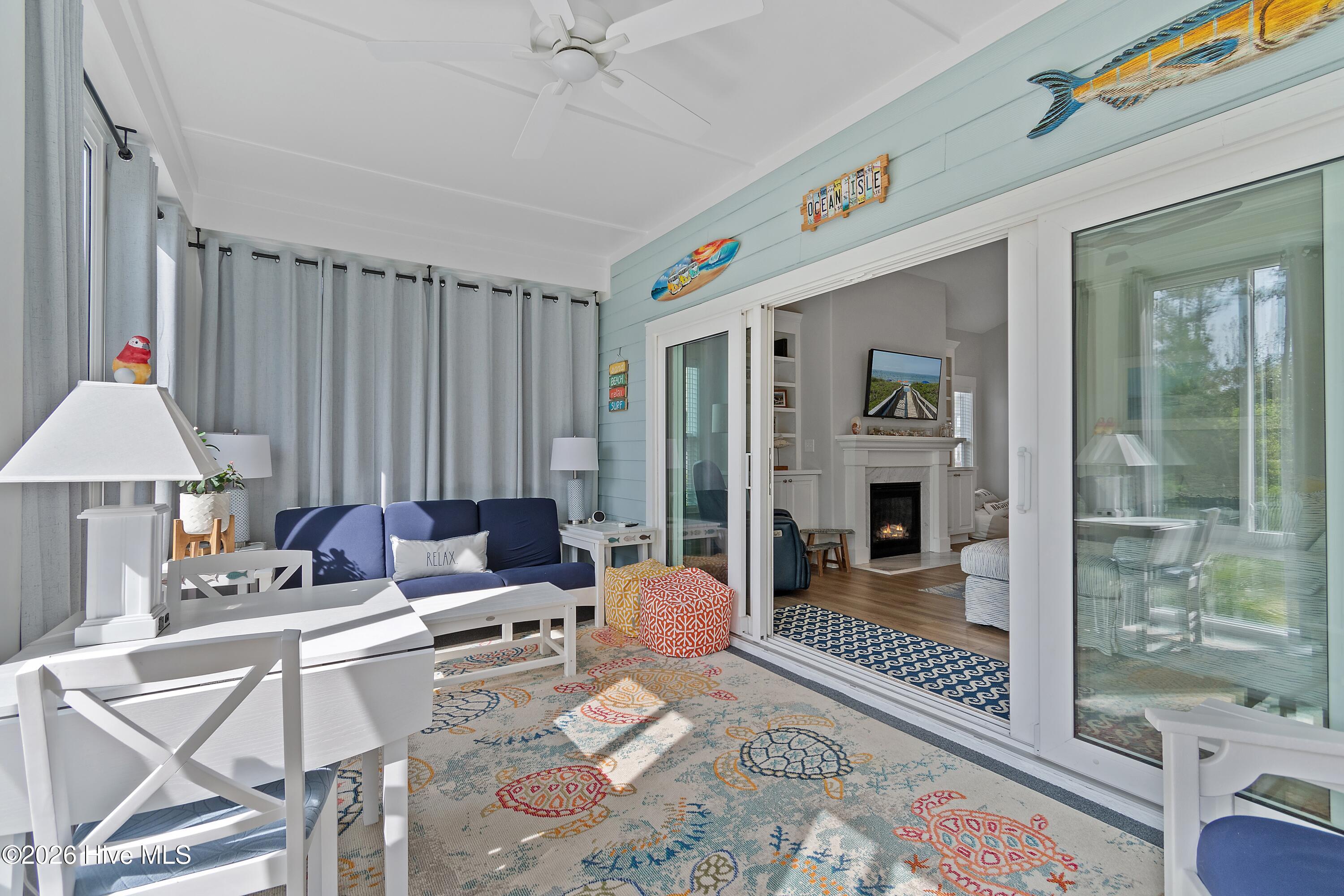 100566064 | Photo 33