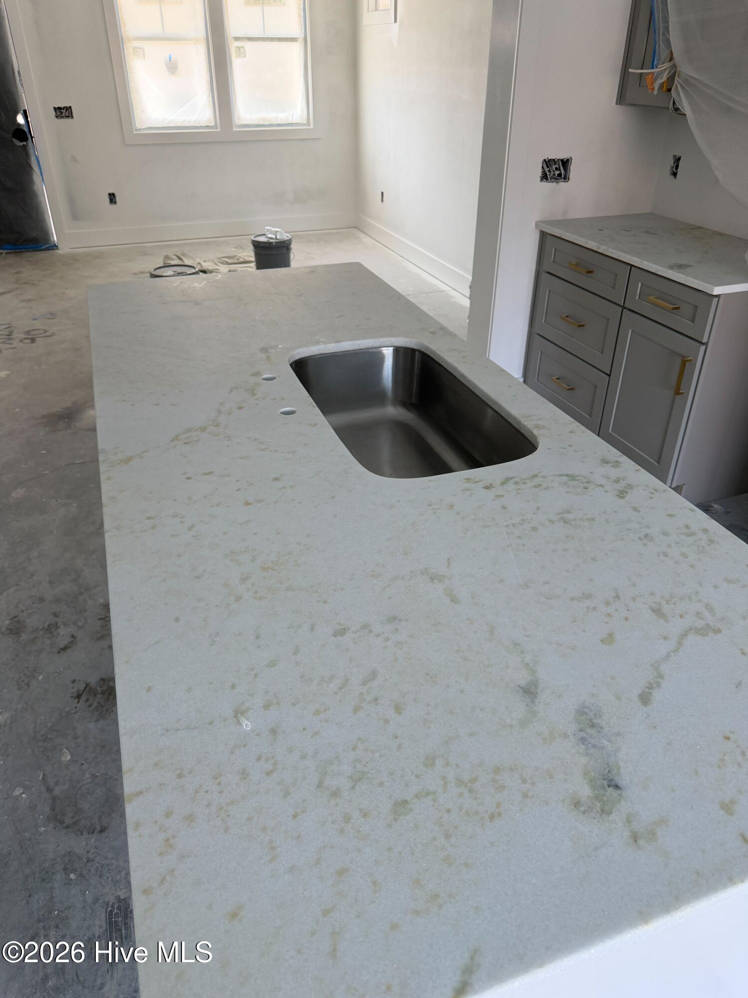 100565191 | Photo 14