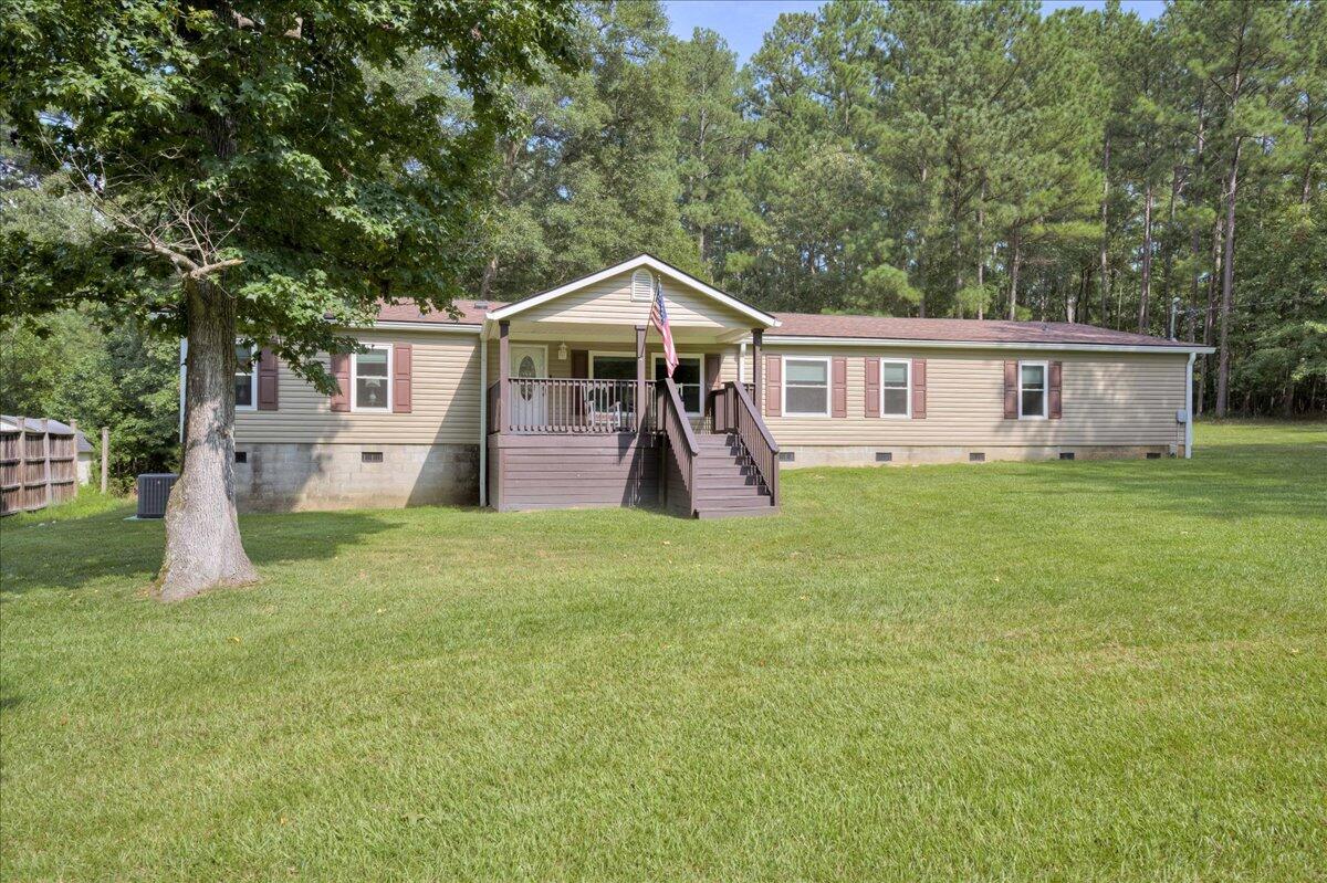1755 Comanche Circle