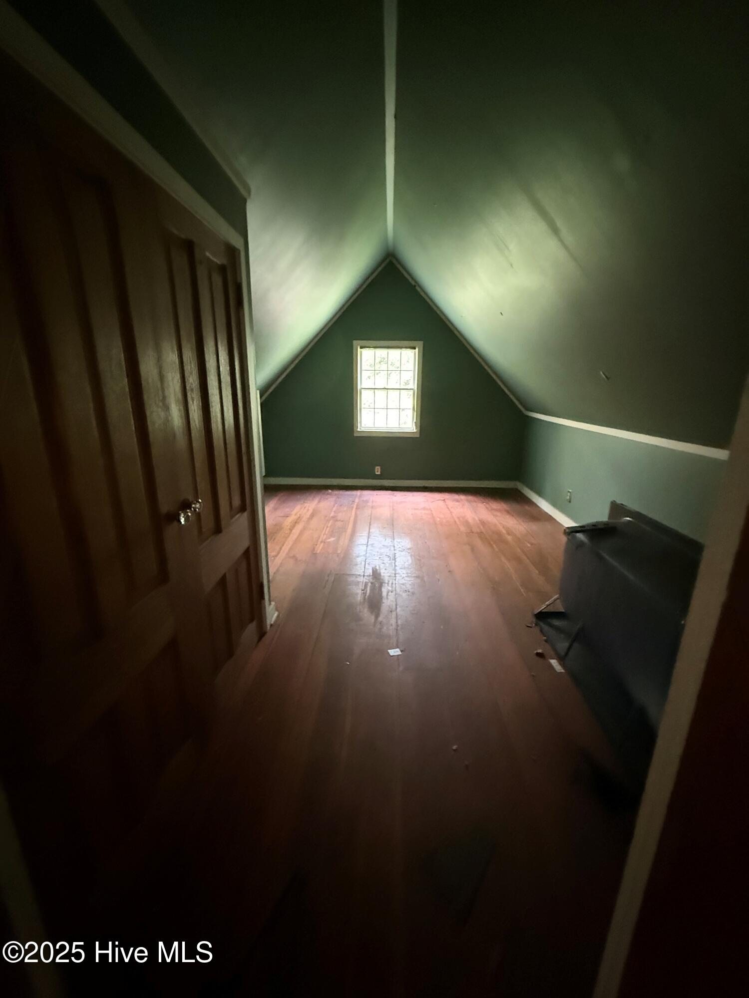 100538518 | Photo 26