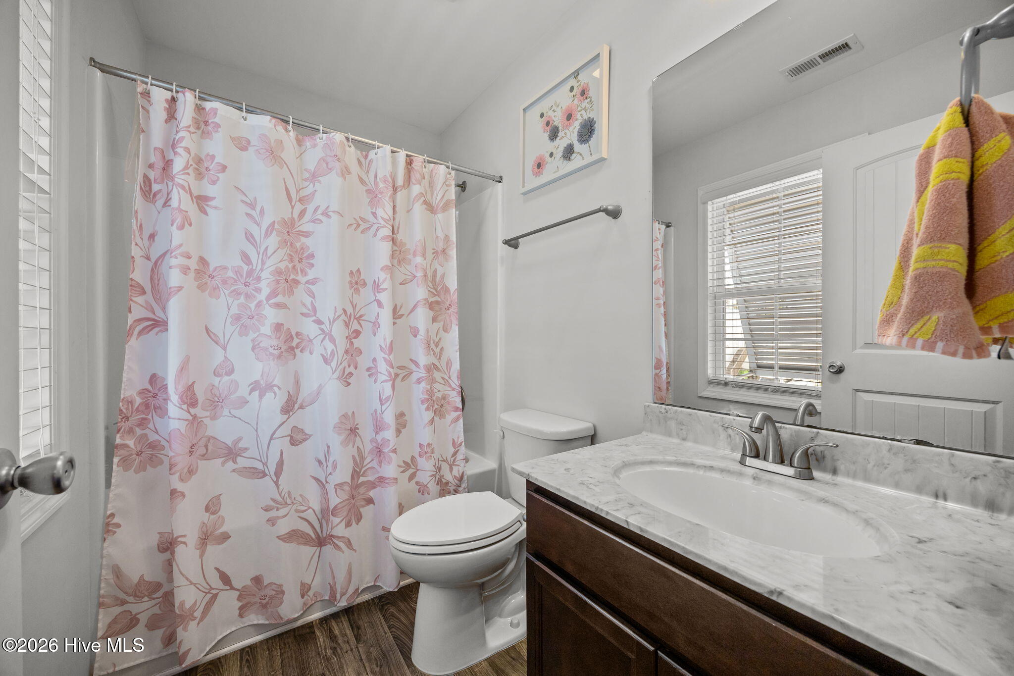 100551648 | Photo 19