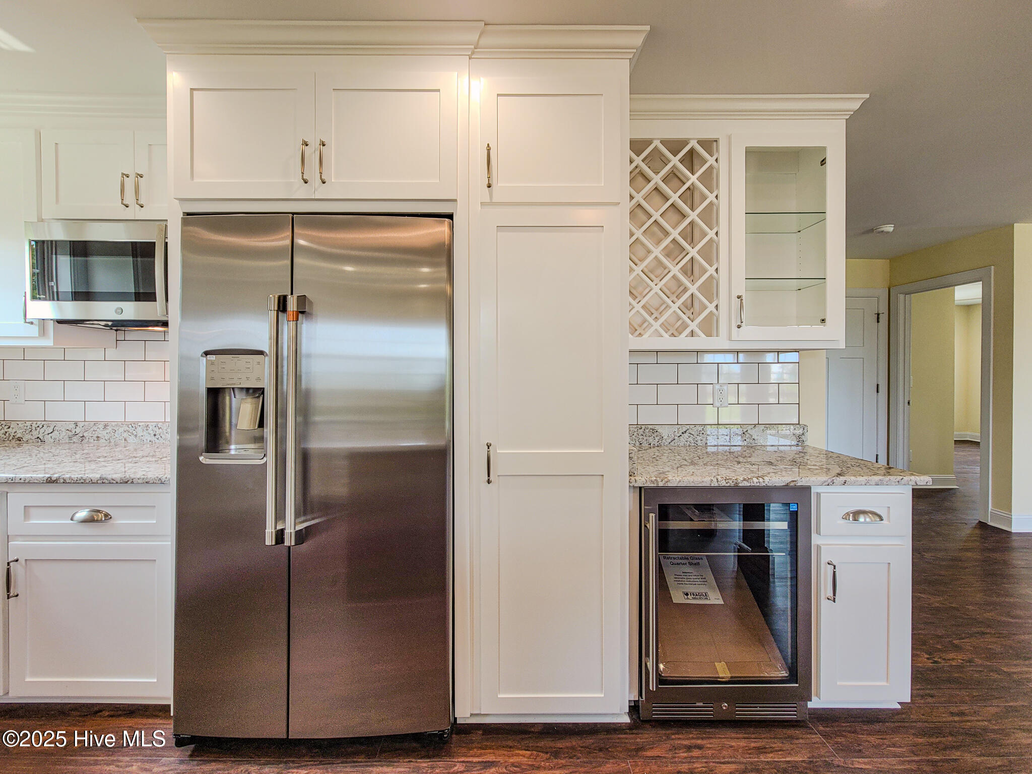 100511254 | Photo 34