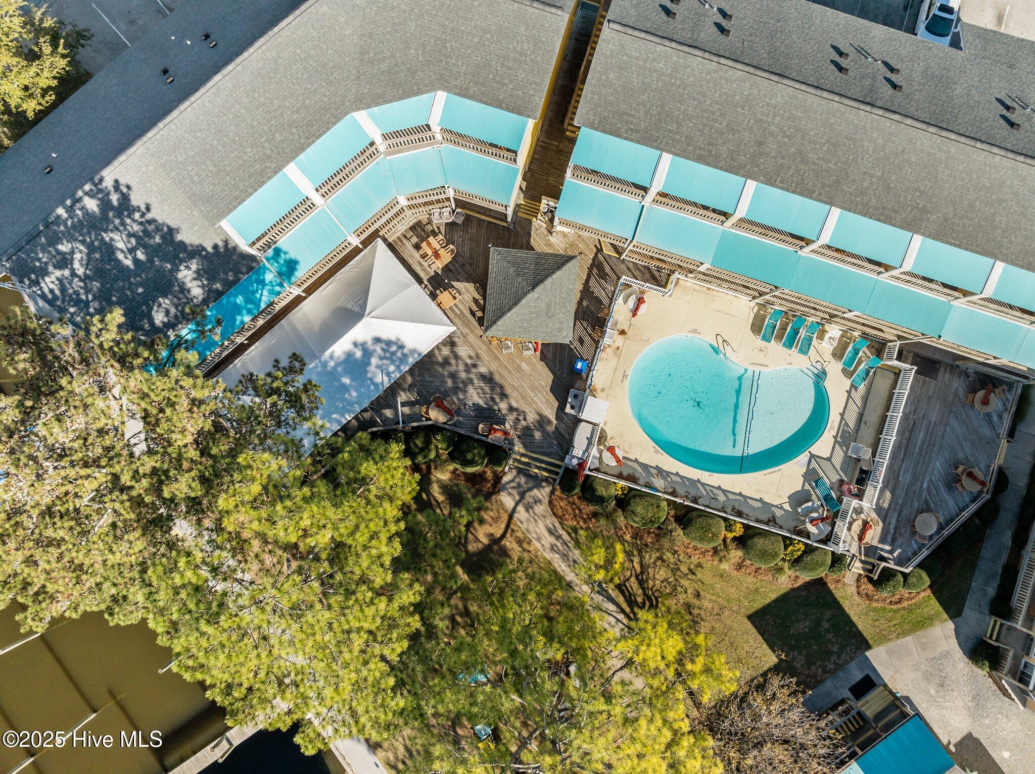 32-web-or-mls-DJI_0883