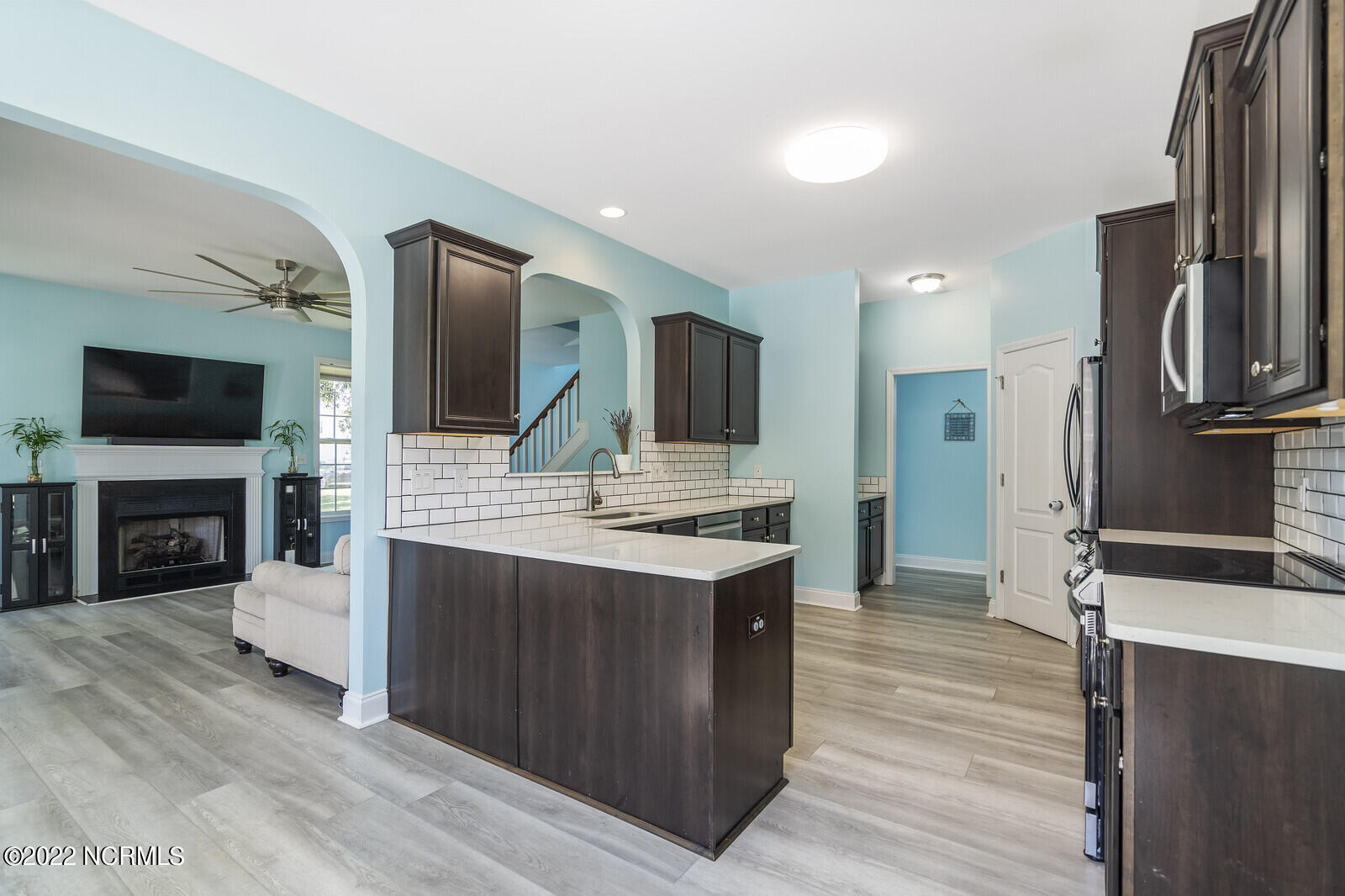 100556304 | Photo 21