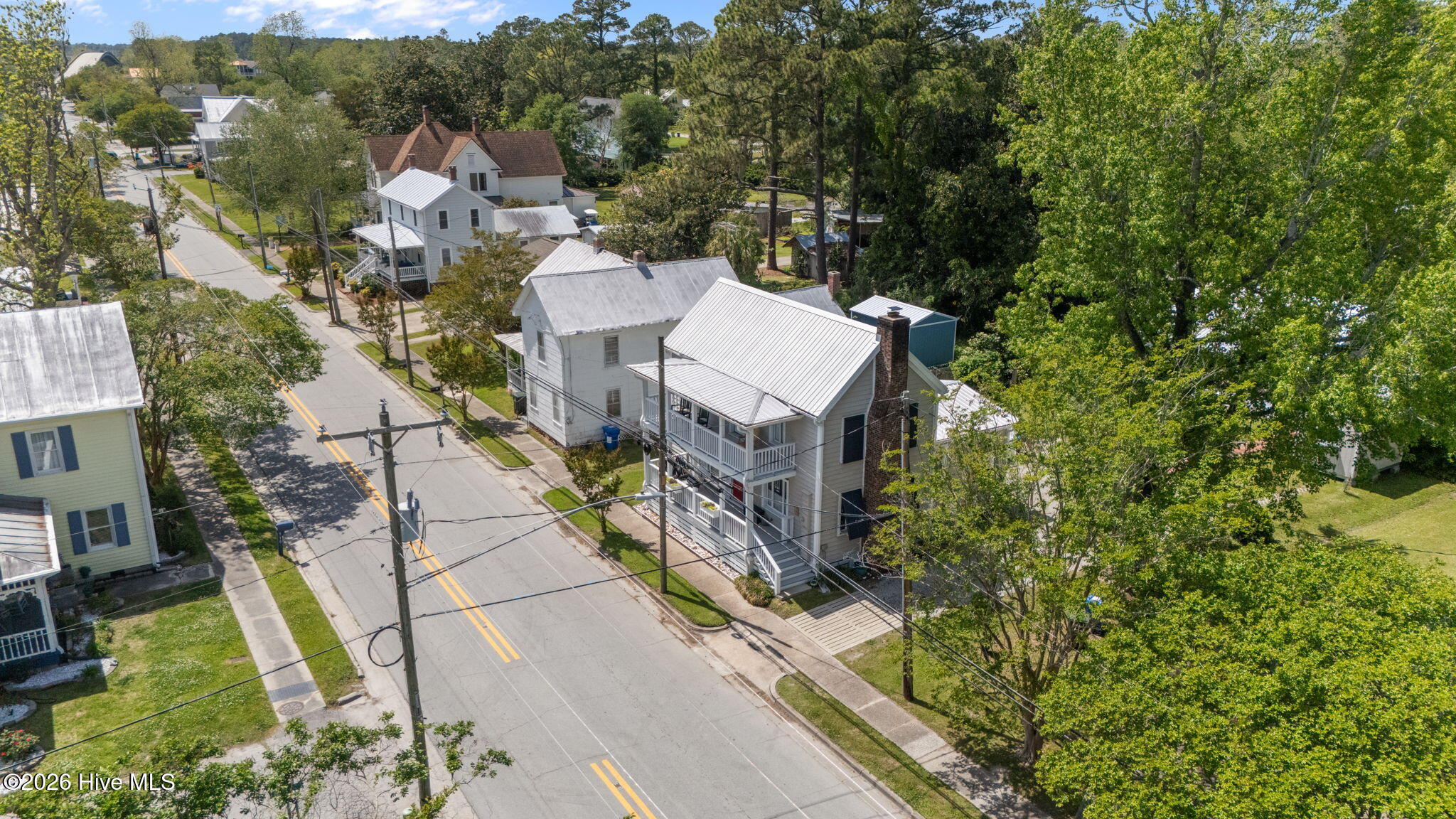513 Broad Street,Oriental
