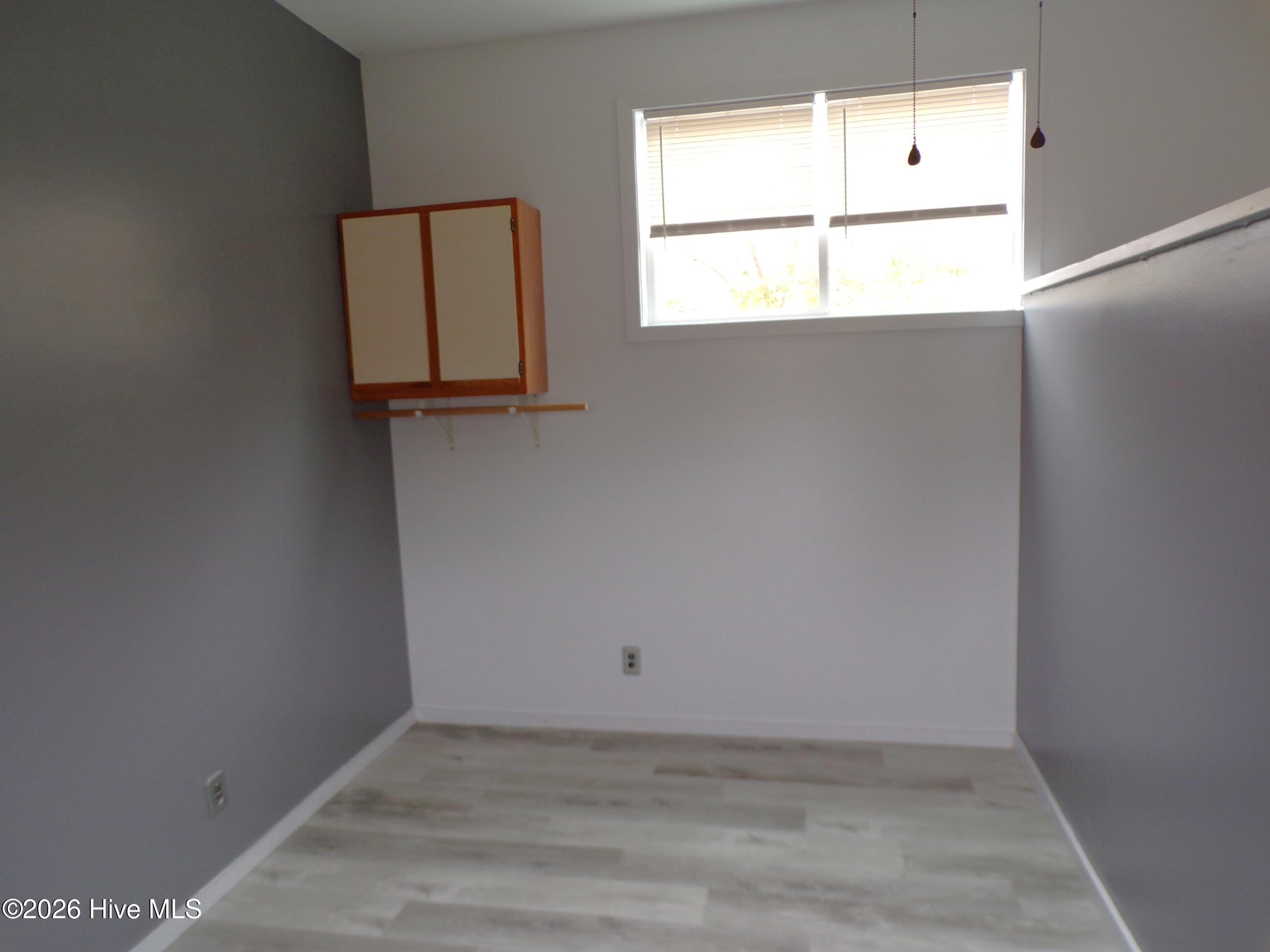 100558071 | Photo 25