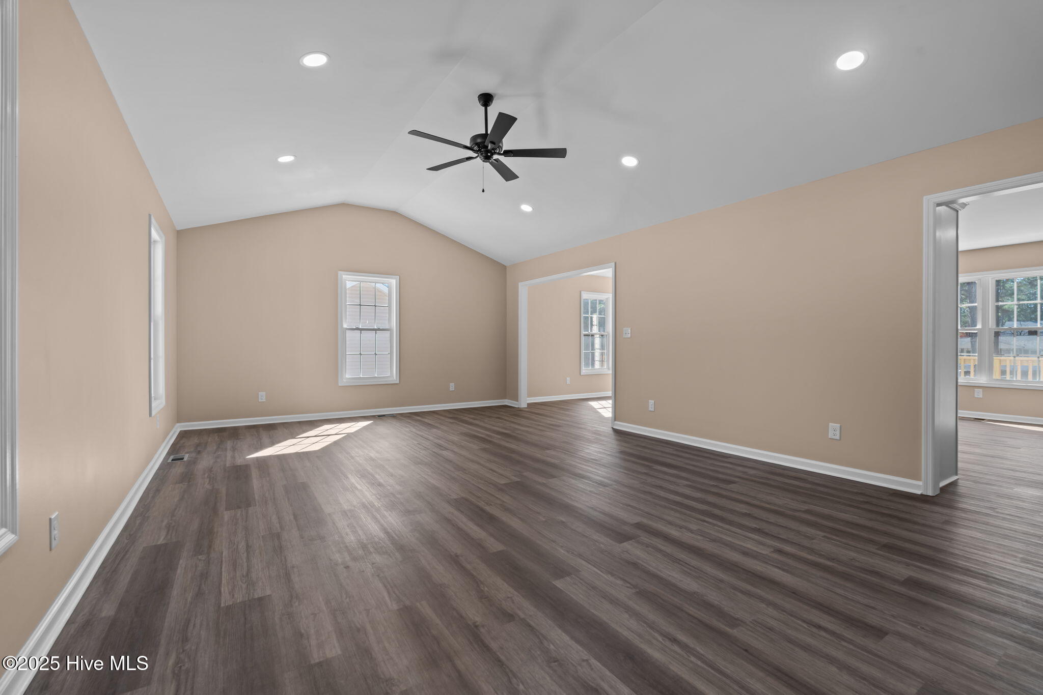 Homes for sale in Hamlet, NC | 217 Beech St, Hamlet, NC 28345 | MLS# 100540715