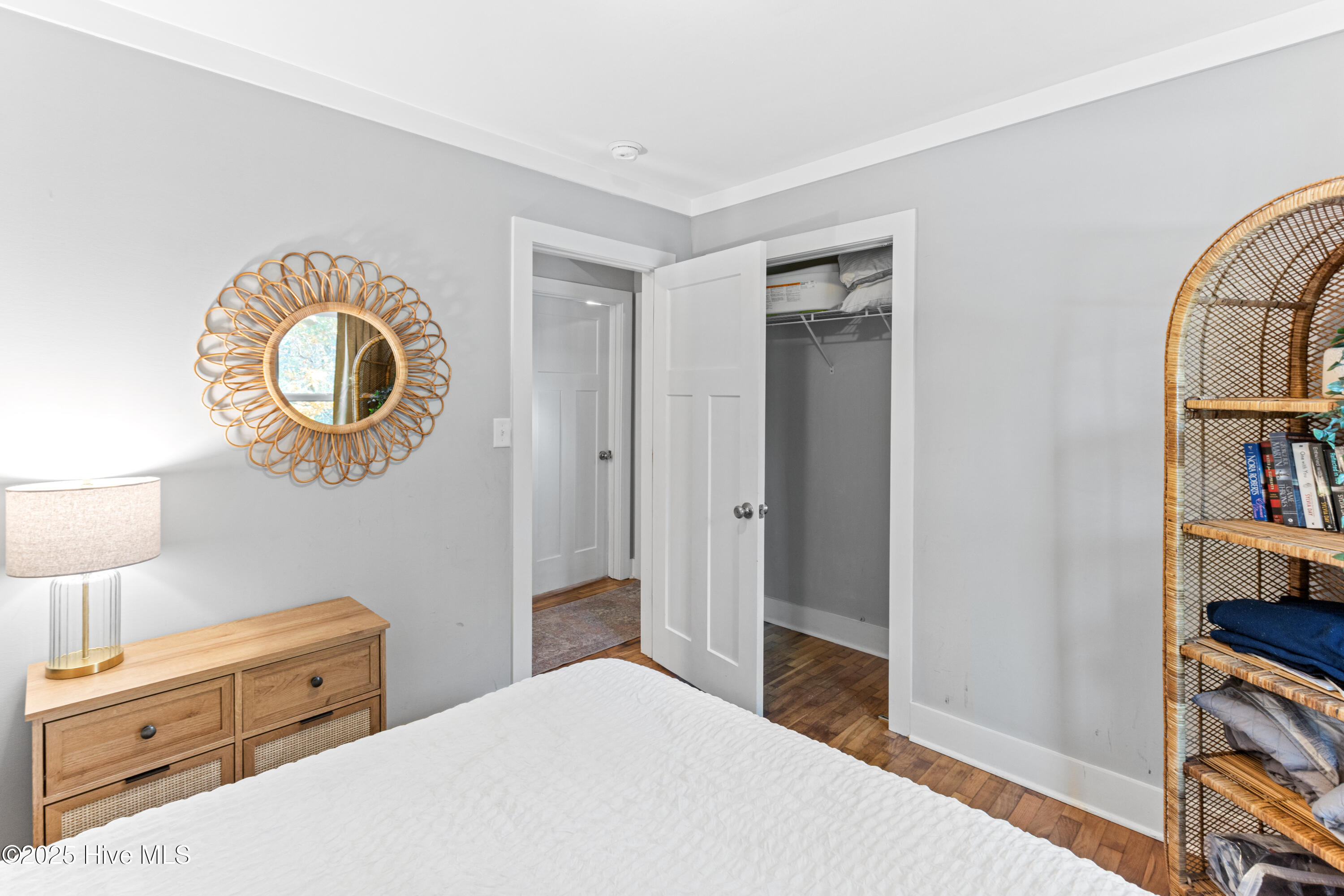 100542913 | Photo 19