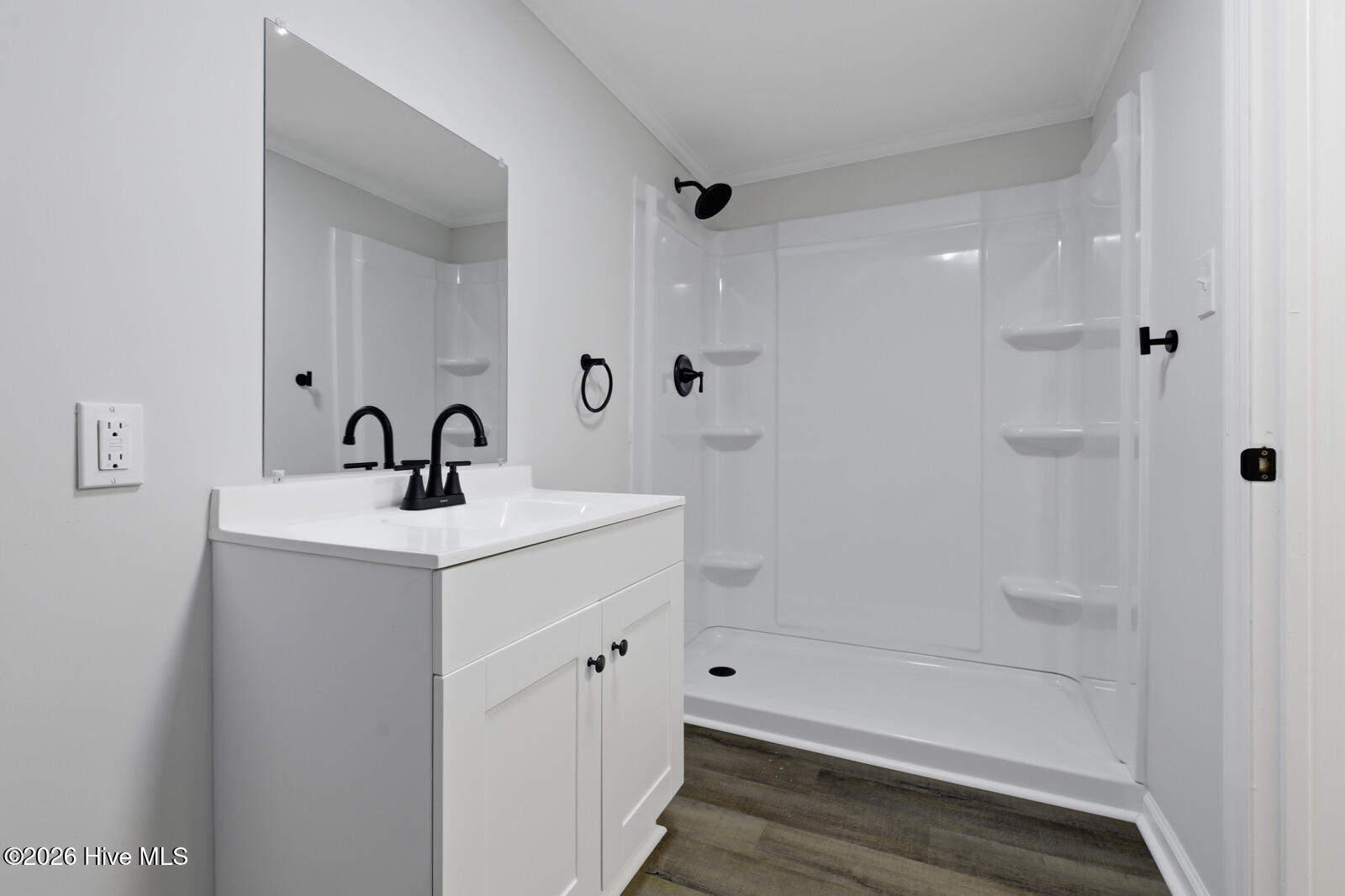 100566491 | Photo 20