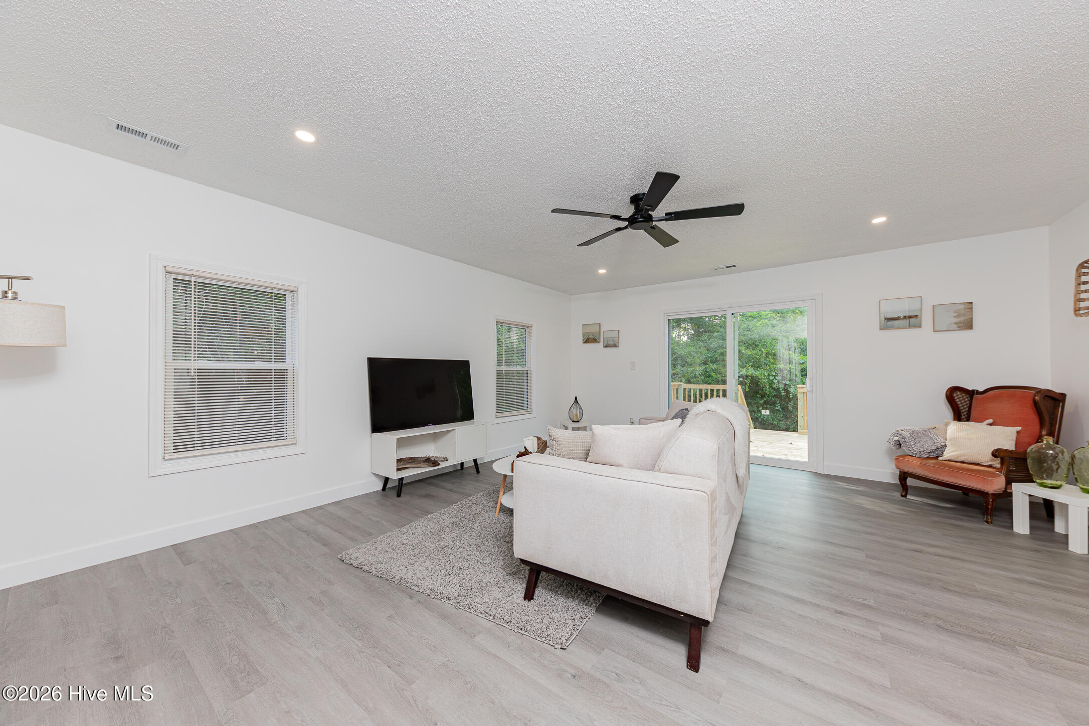 175 Peninsula Manor Road,Hubert