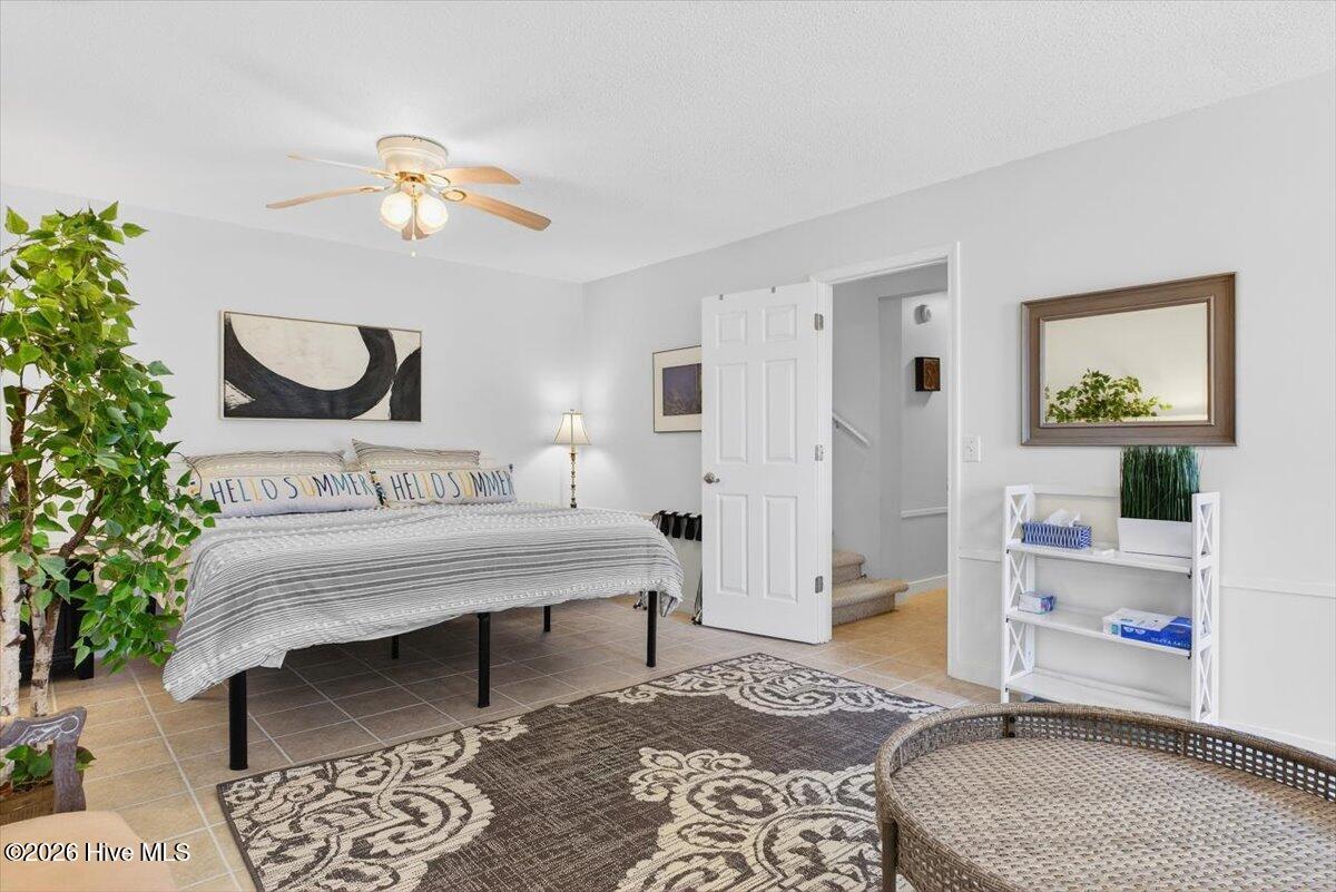 100551155 | Photo 44