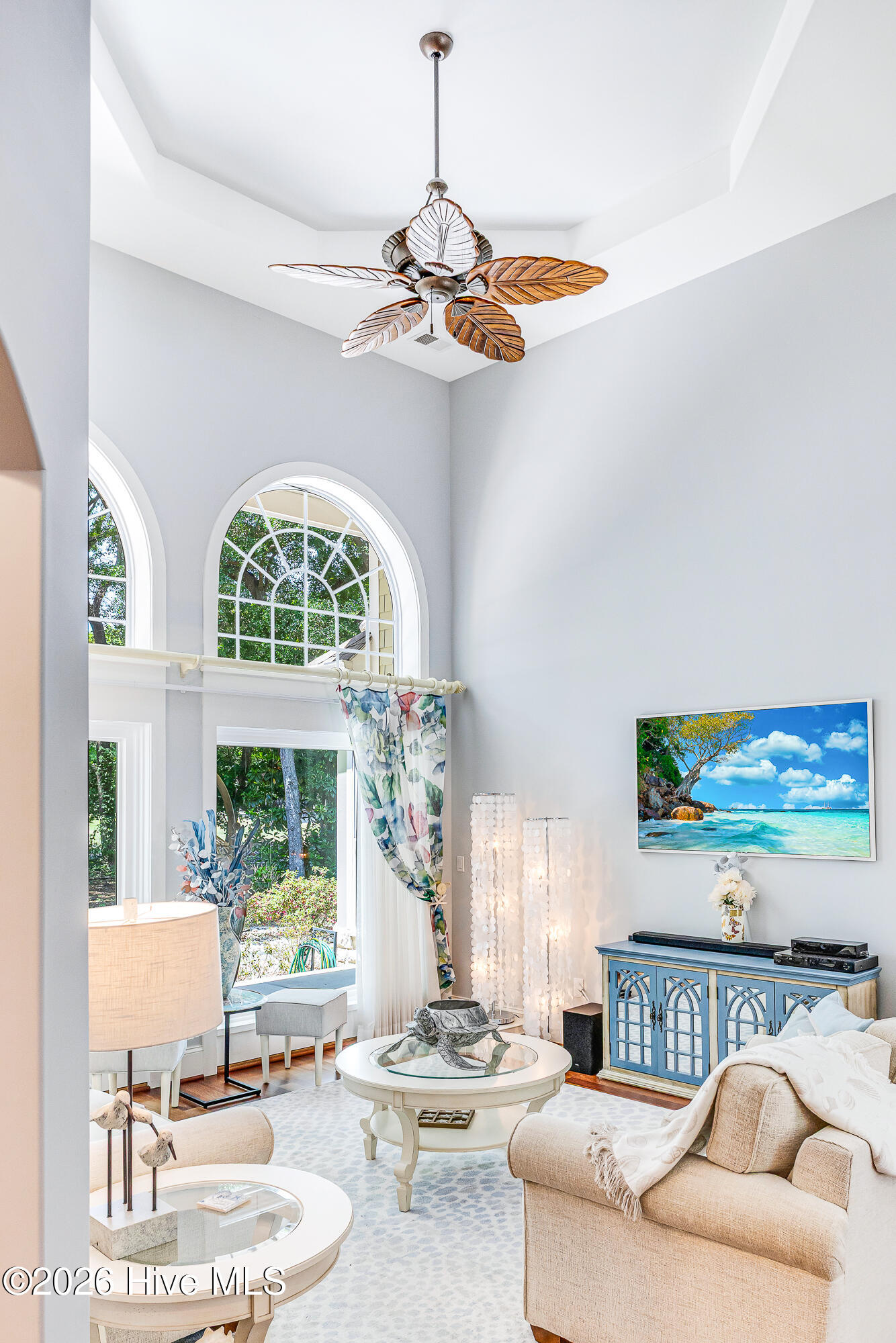 100570031 | Photo 11