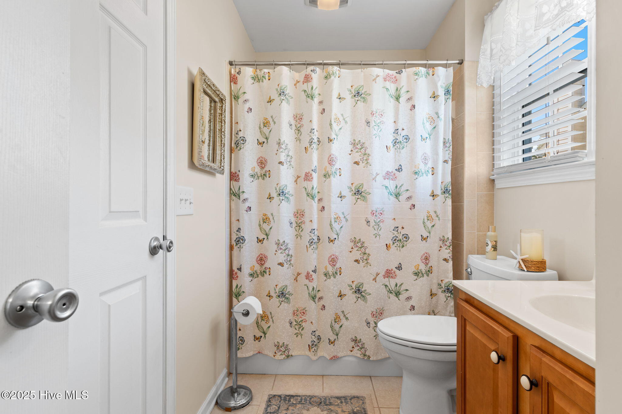 100534396 | Photo 25