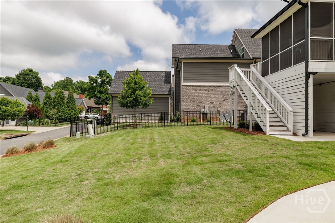 105 Red Bluff Drive